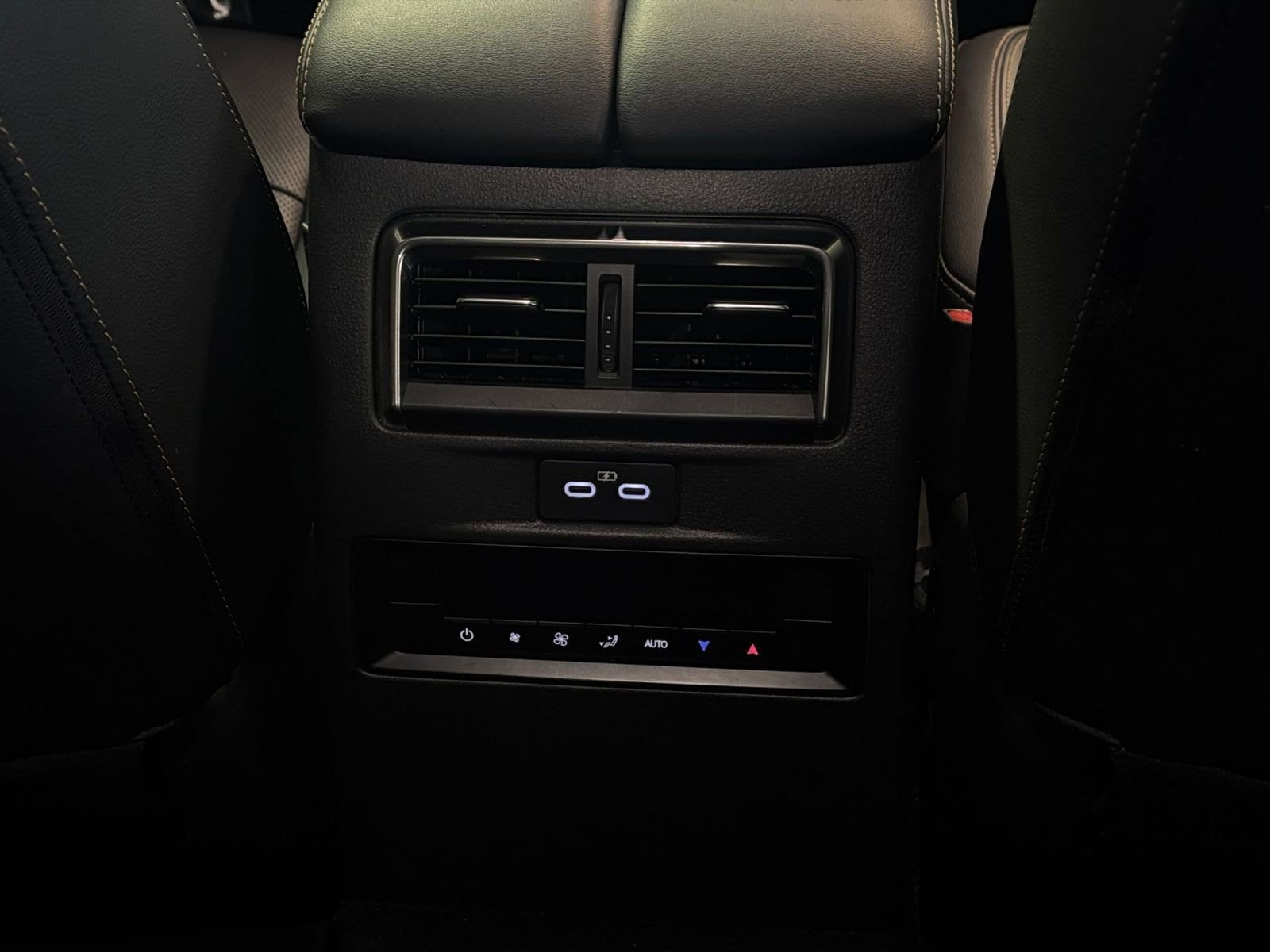 Thumbnail: 2025 Mazda CX-90 - 30