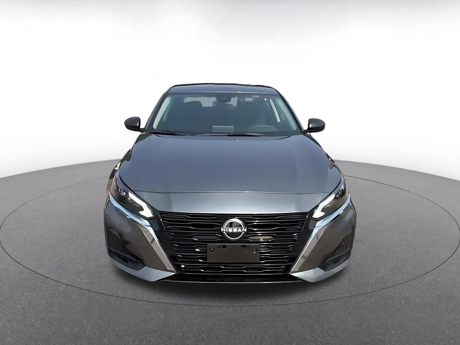 Thumbnail: 2025 Nissan Altima - 4