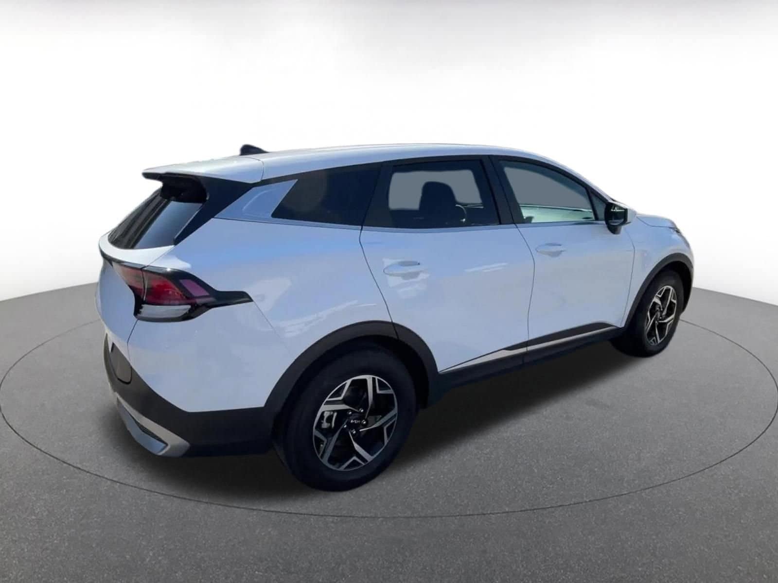 Thumbnail: 2025 Kia Sportage - 16