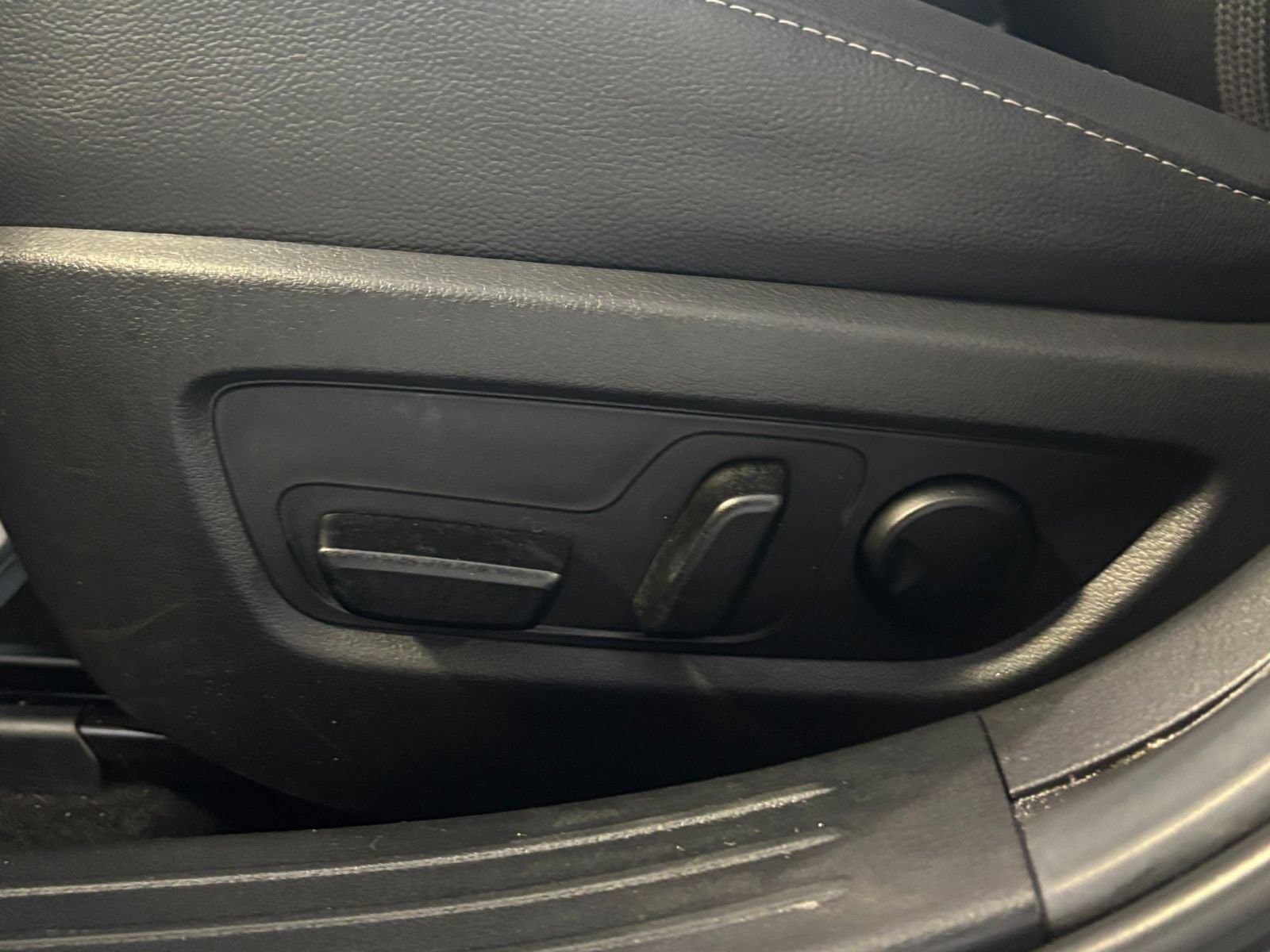 Thumbnail: 2025 Mazda CX-50 - 23