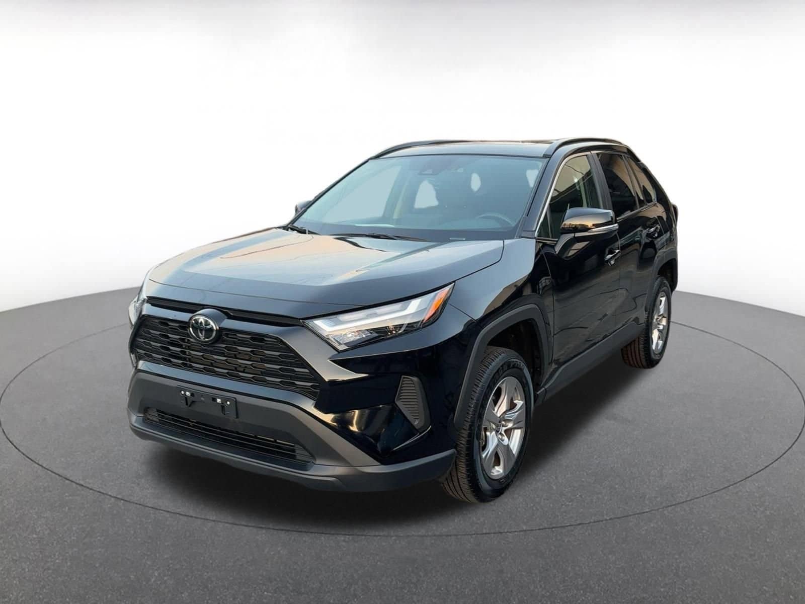 Thumbnail: 2025 Toyota RAV4 - 6