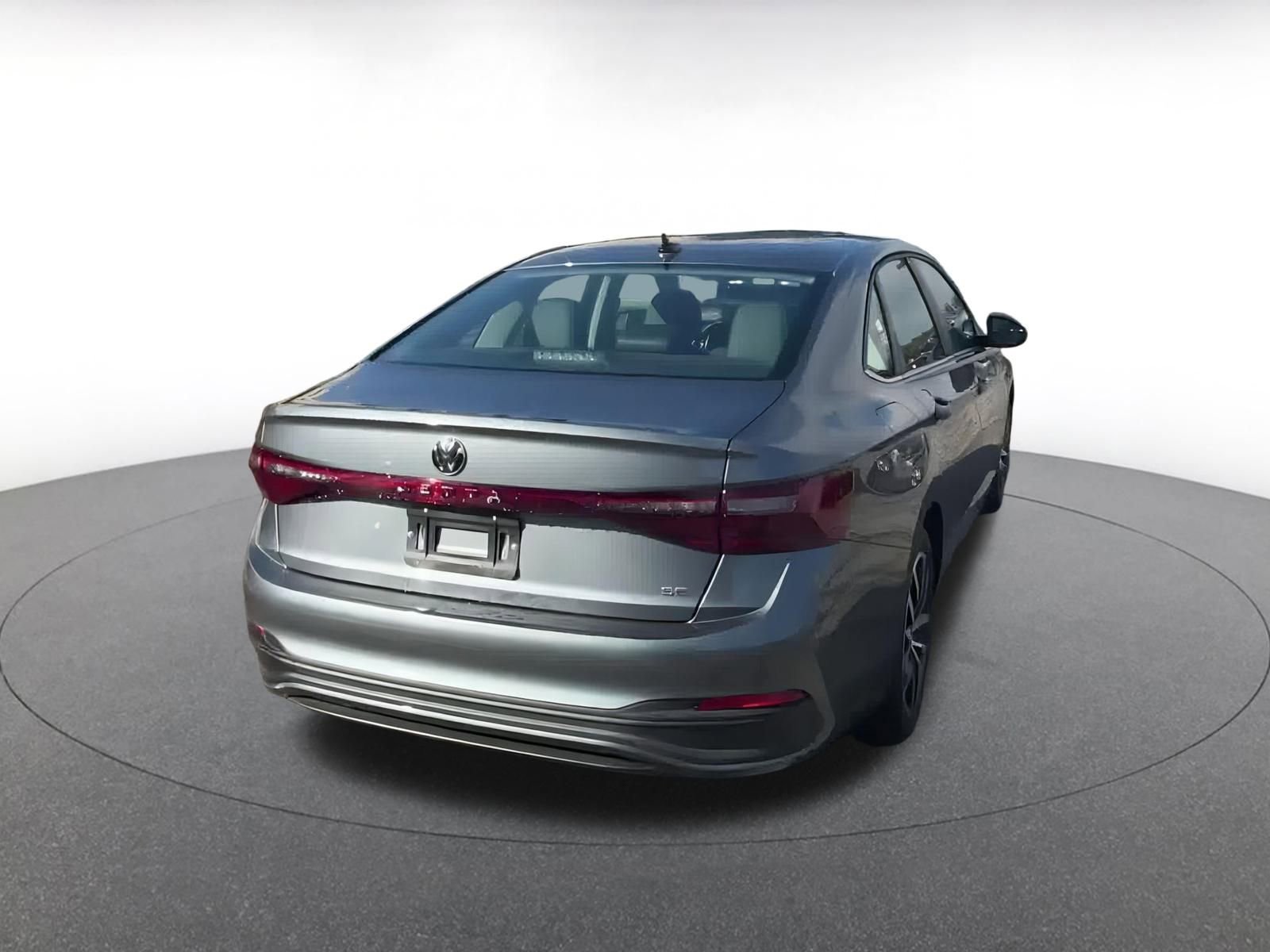 Thumbnail: 2025 Volkswagen Jetta - 12