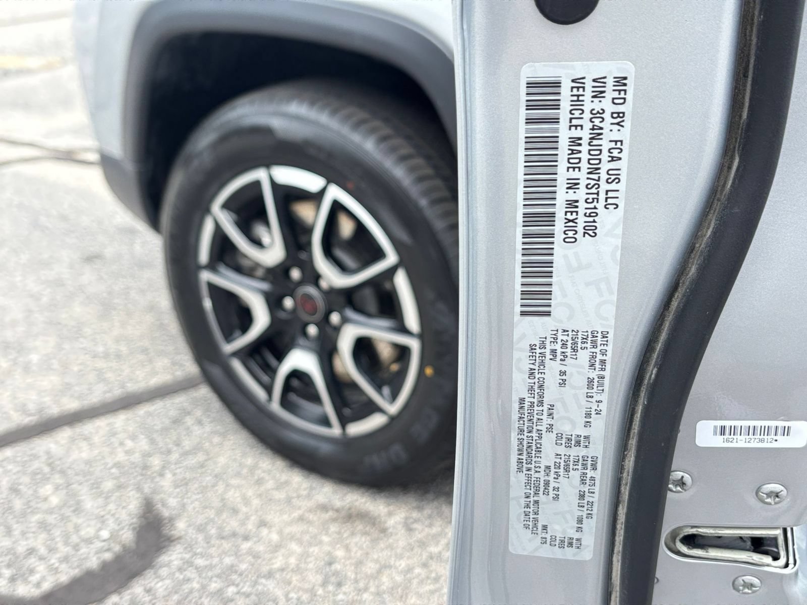 Thumbnail: 2025 Jeep Compass - 23