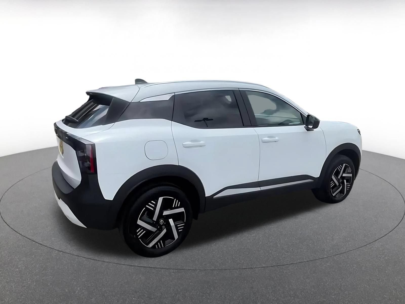 Thumbnail: 2026 Nissan Kicks - 13