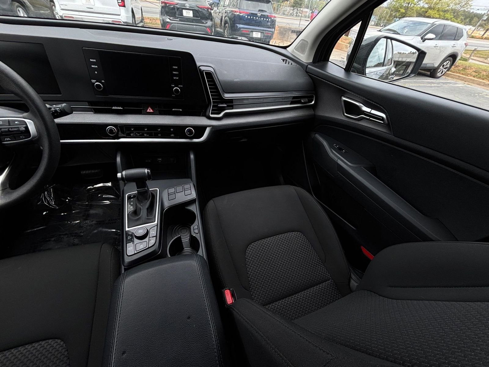 Thumbnail: 2025 Kia Sportage - 34