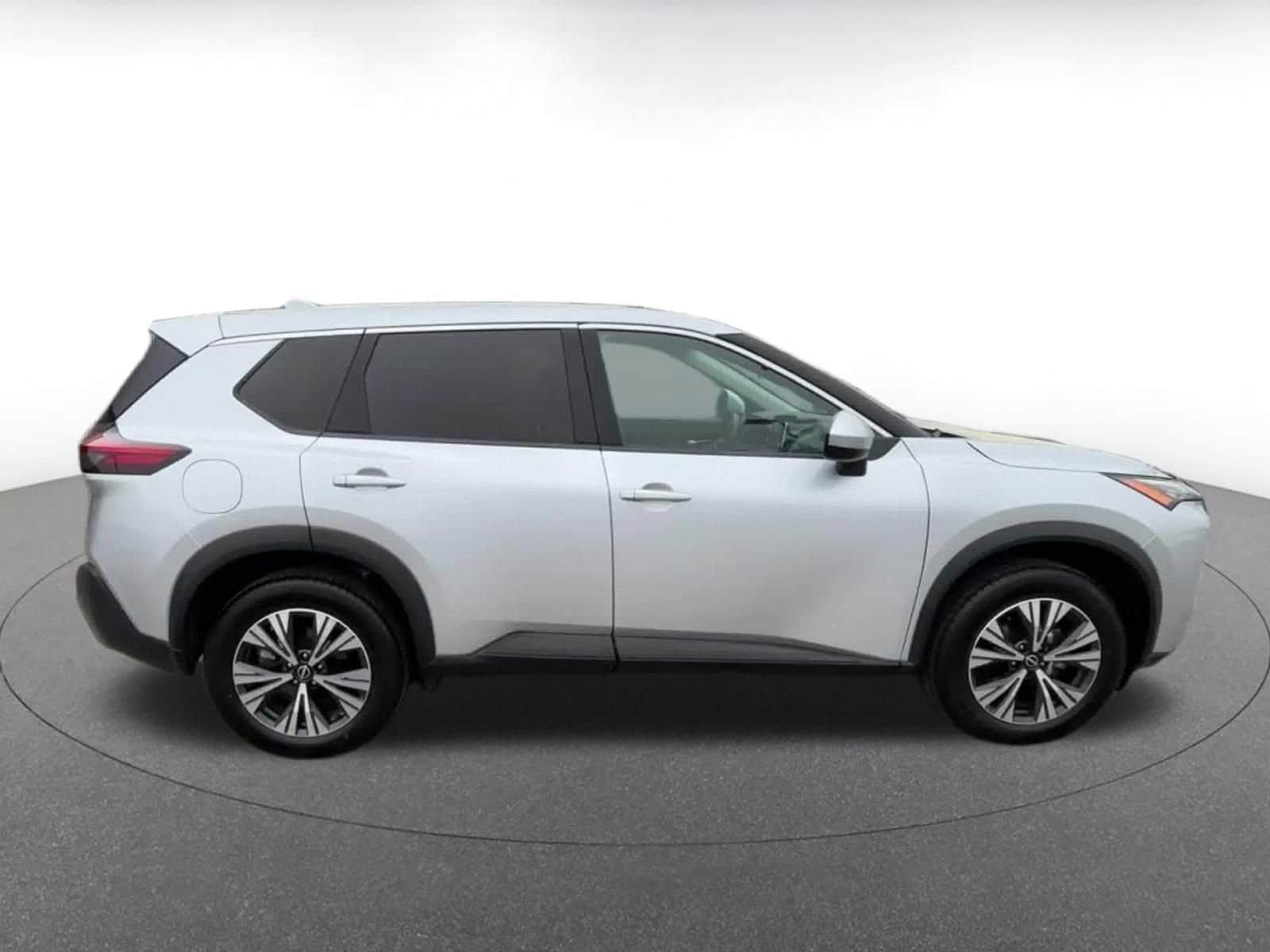 Thumbnail: 2023 Nissan Rogue - 16