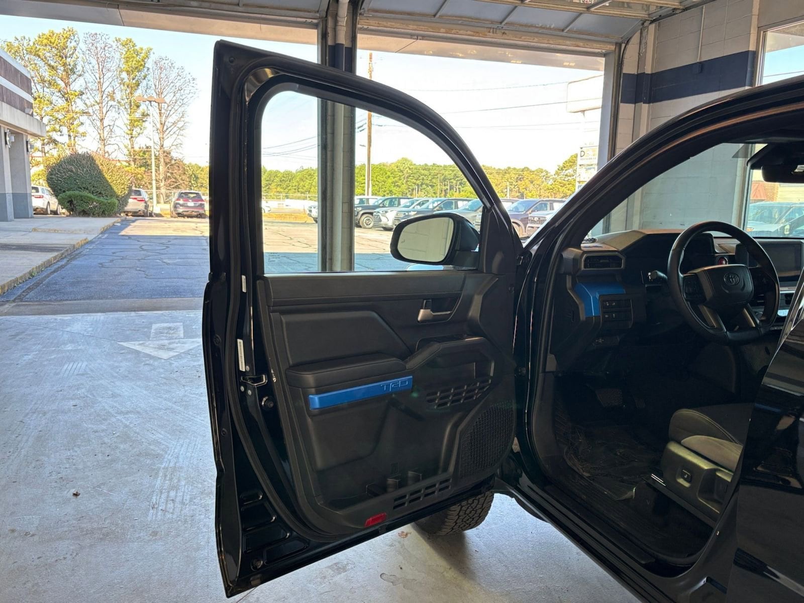 Thumbnail: 2025 Toyota Tacoma - 20