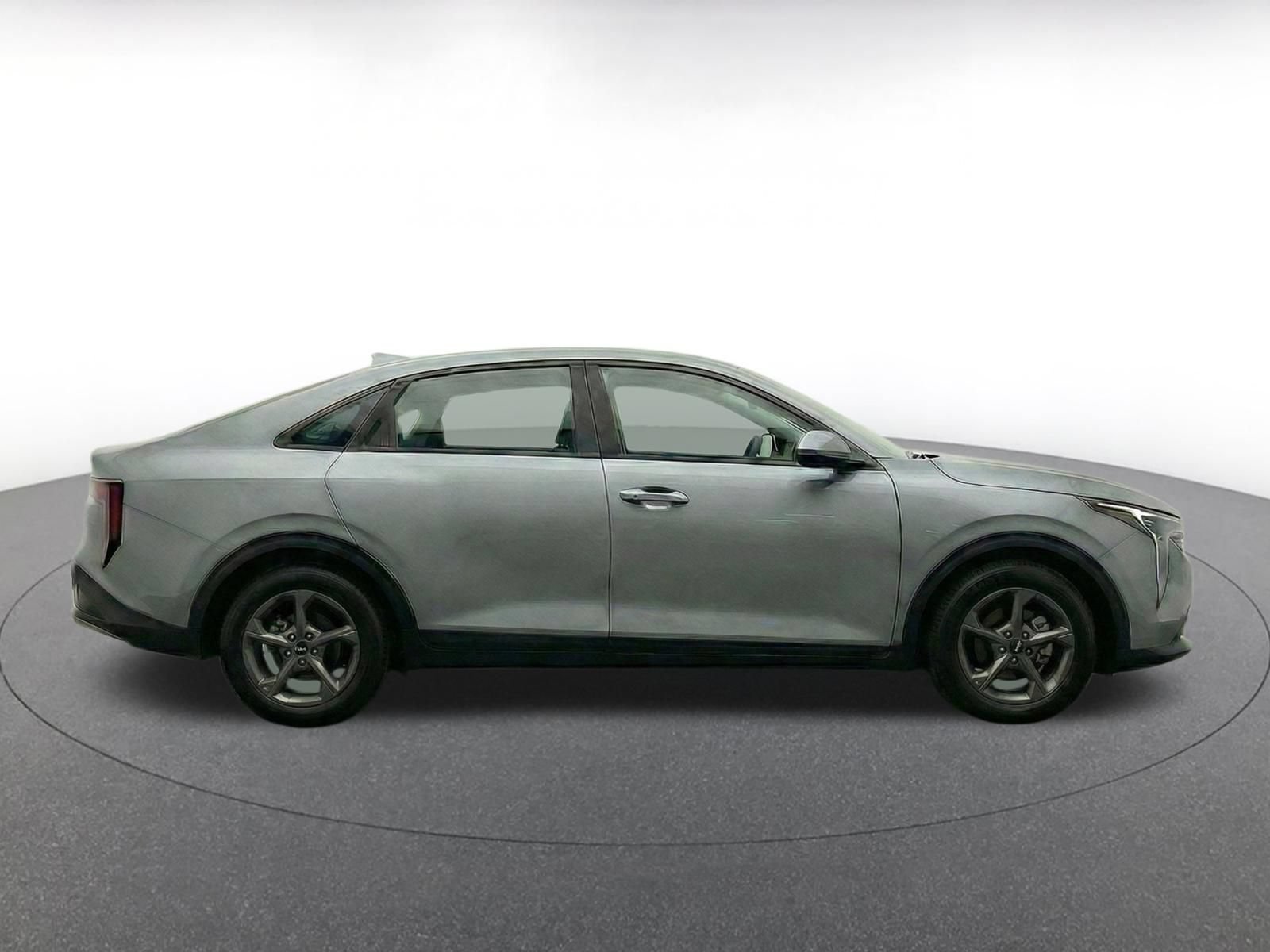 Thumbnail: 2025 Kia K4 - 10