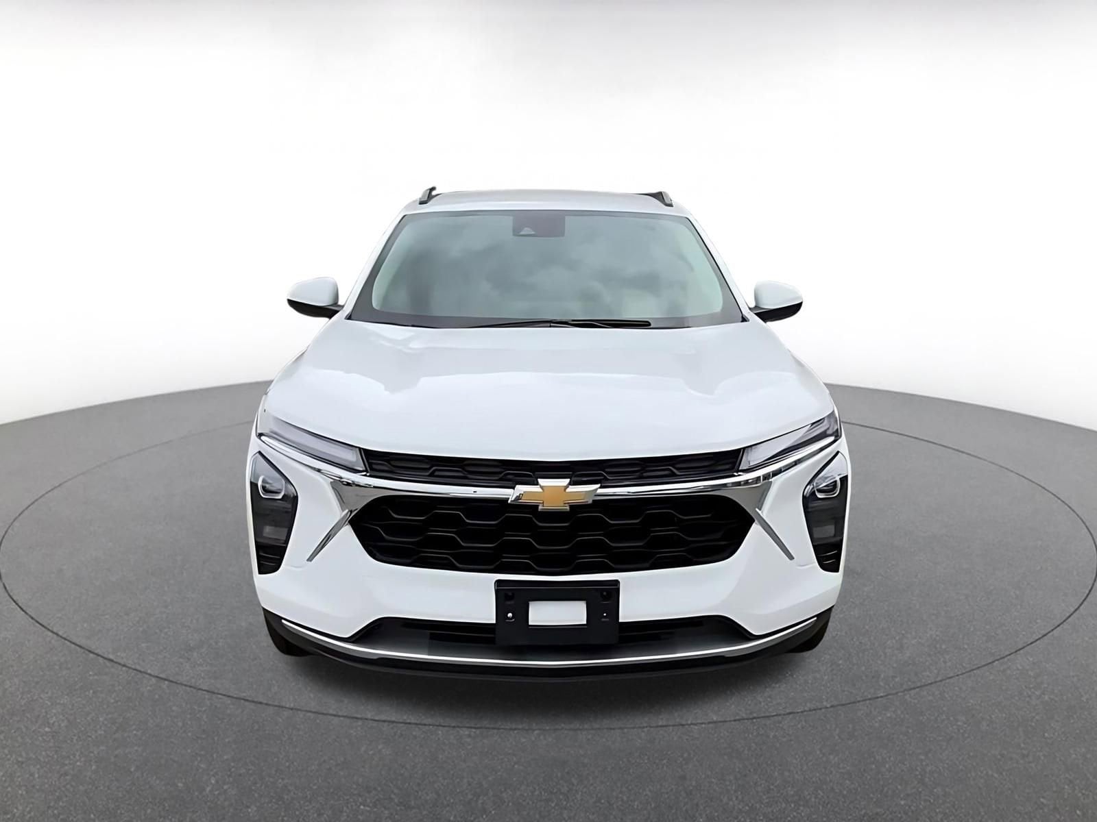 Thumbnail: 2025 Chevrolet Trax - 5