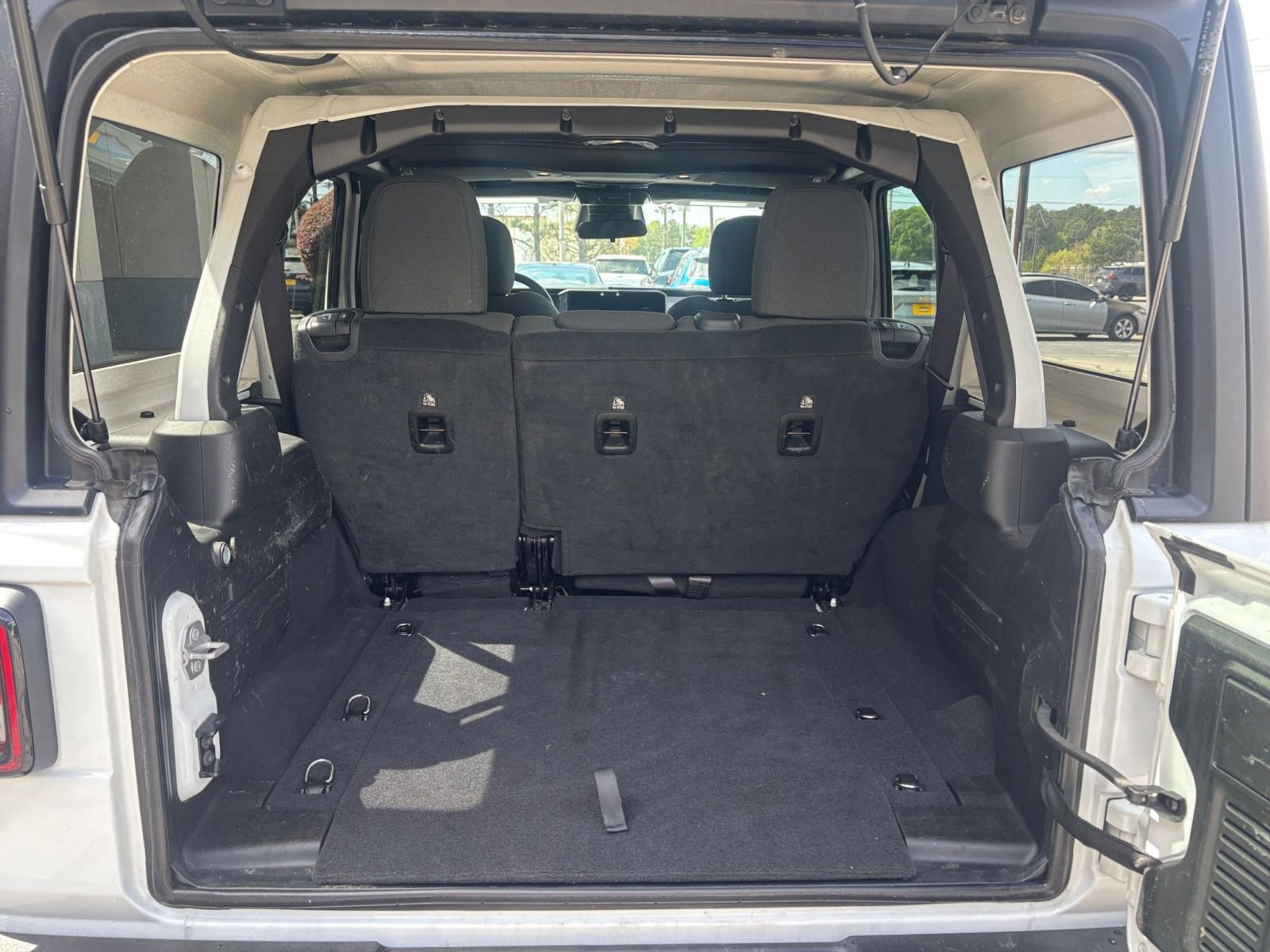 Thumbnail: 2025 Jeep Wrangler - 30