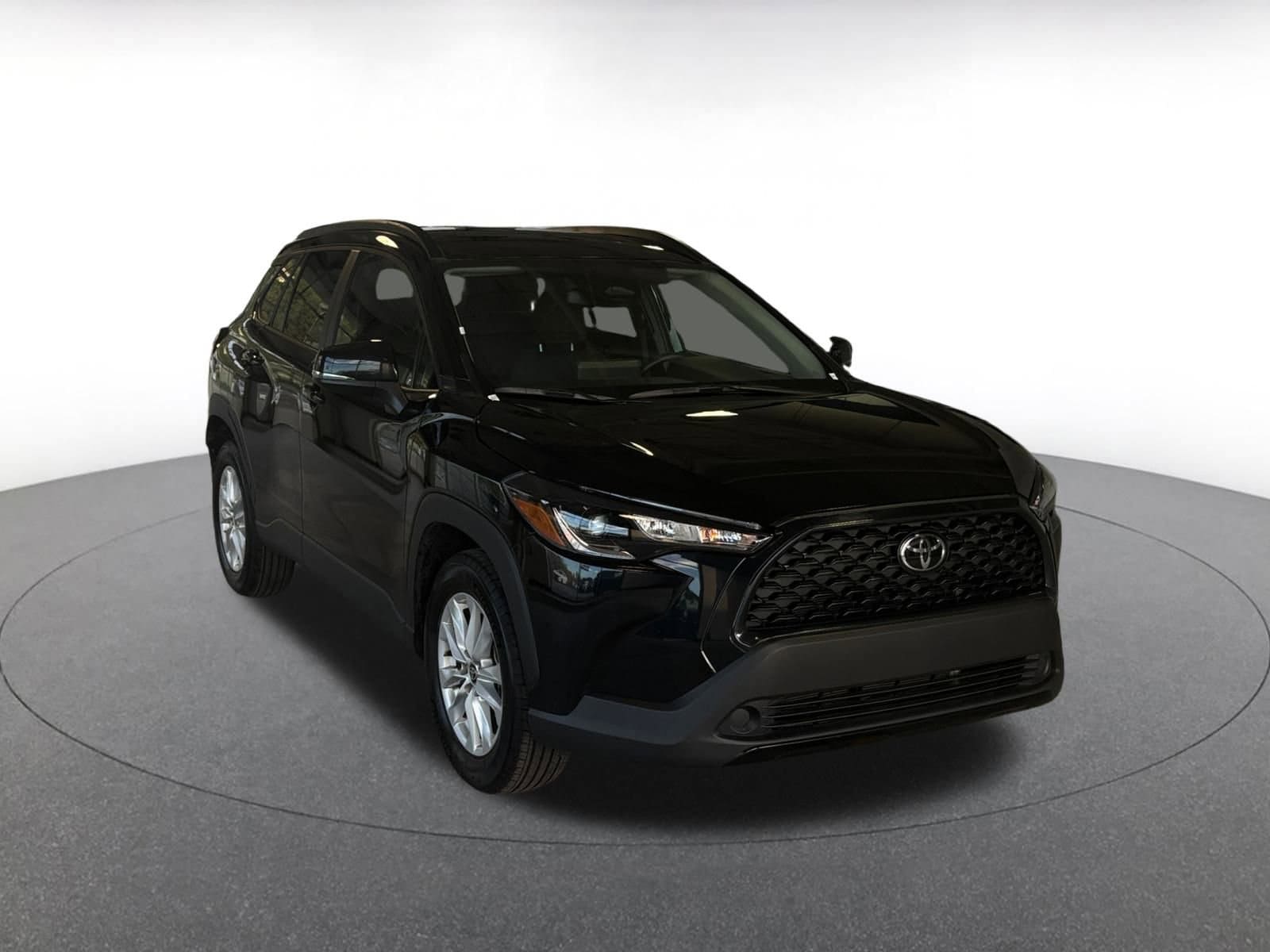 Thumbnail: 2025 Toyota Corolla Cross - 2