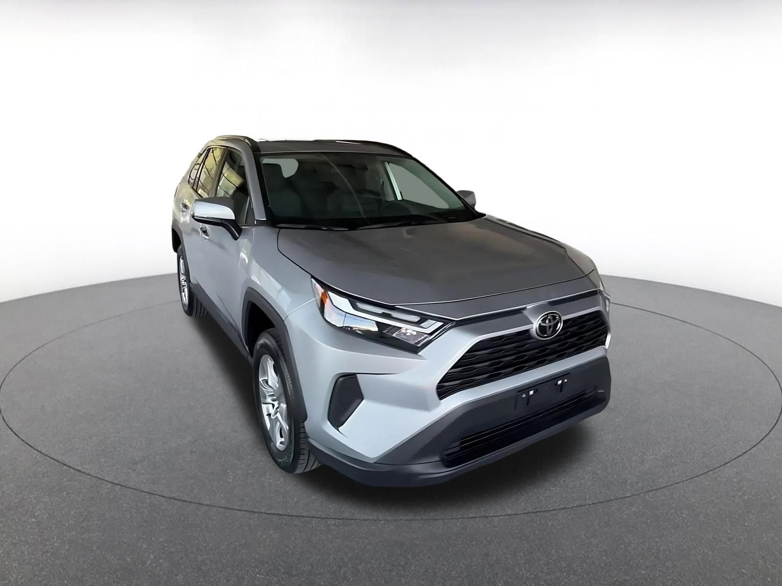 Thumbnail: 2025 Toyota RAV4 - 3