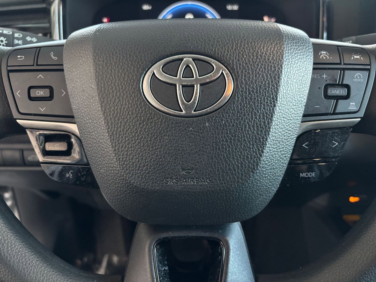 Thumbnail: 2025 Toyota Camry - 27