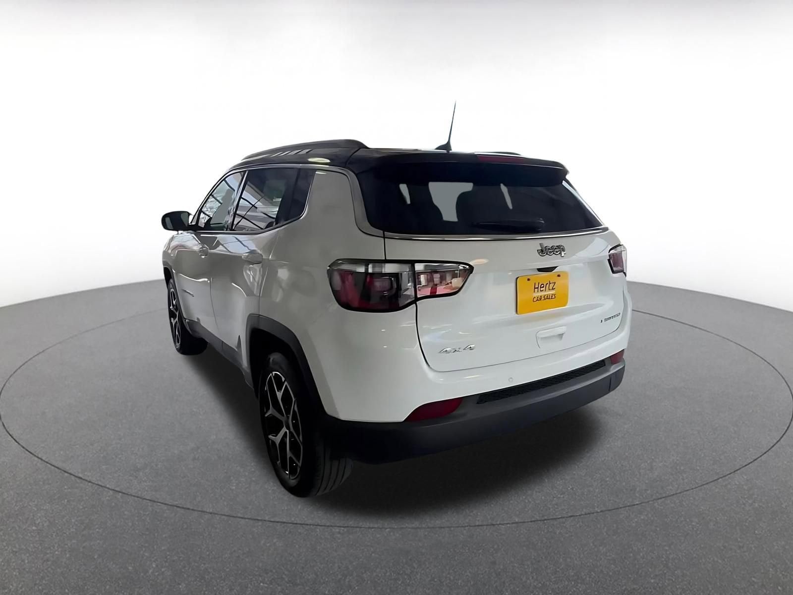 Thumbnail: 2025 Jeep Compass - 16