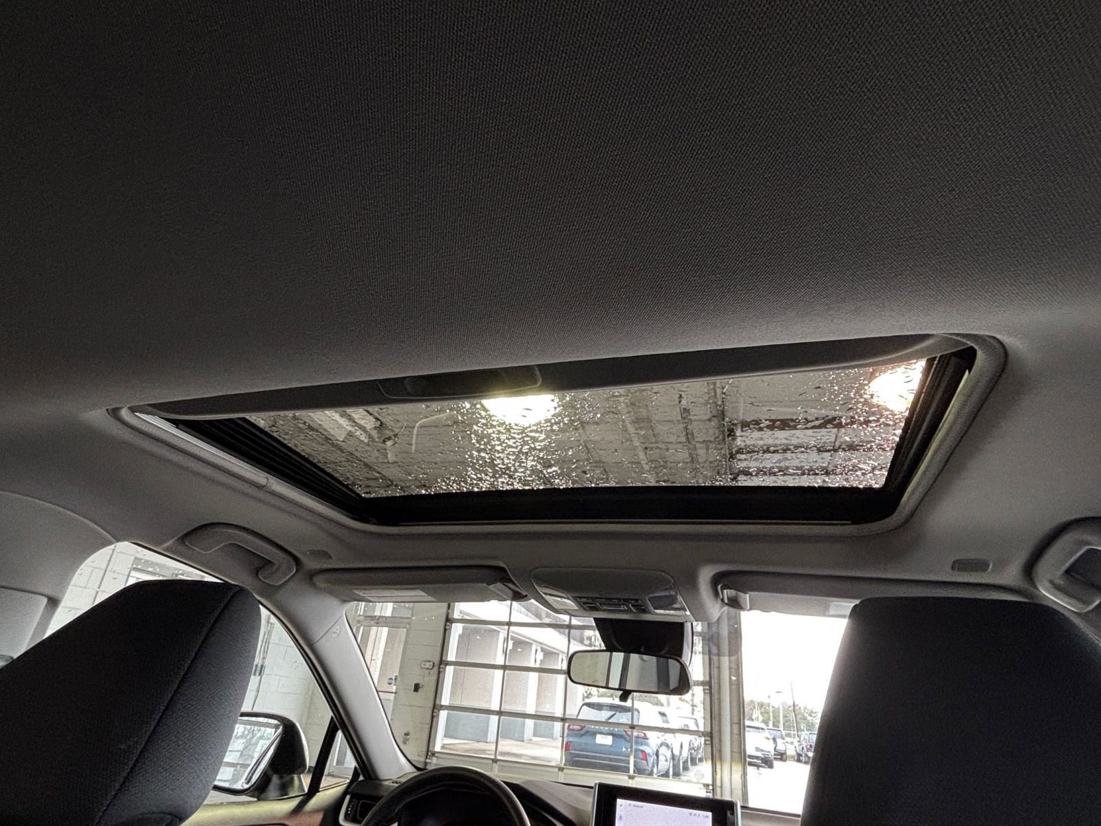 Thumbnail: 2025 Toyota RAV4 - 25