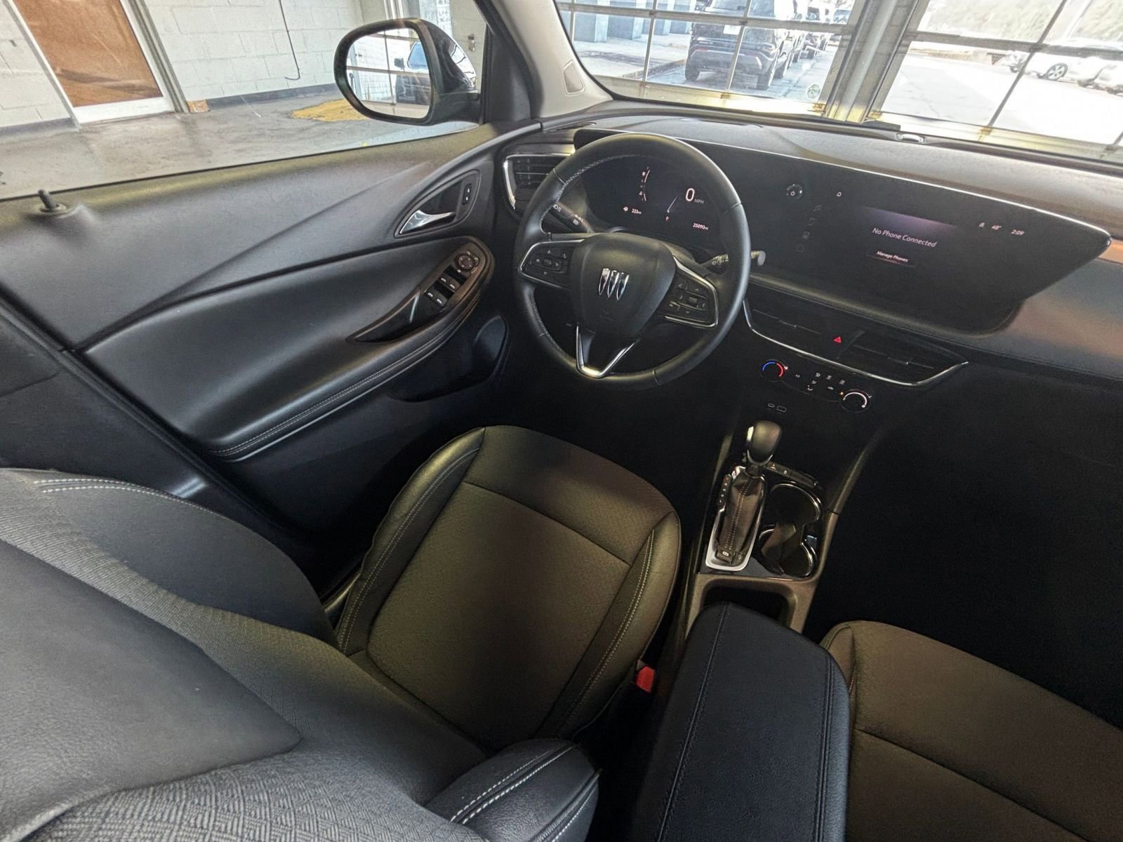 Thumbnail: 2025 Chevrolet Trax - 33