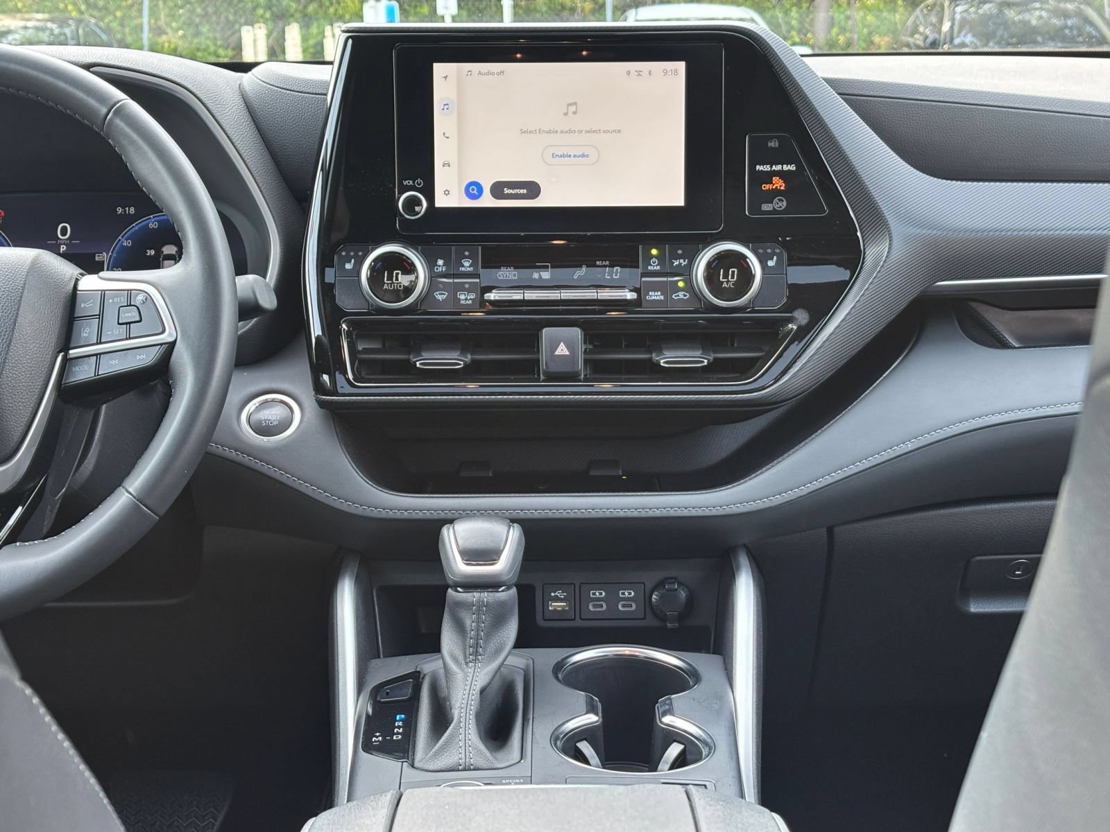 Thumbnail: 2025 Toyota Highlander - 16