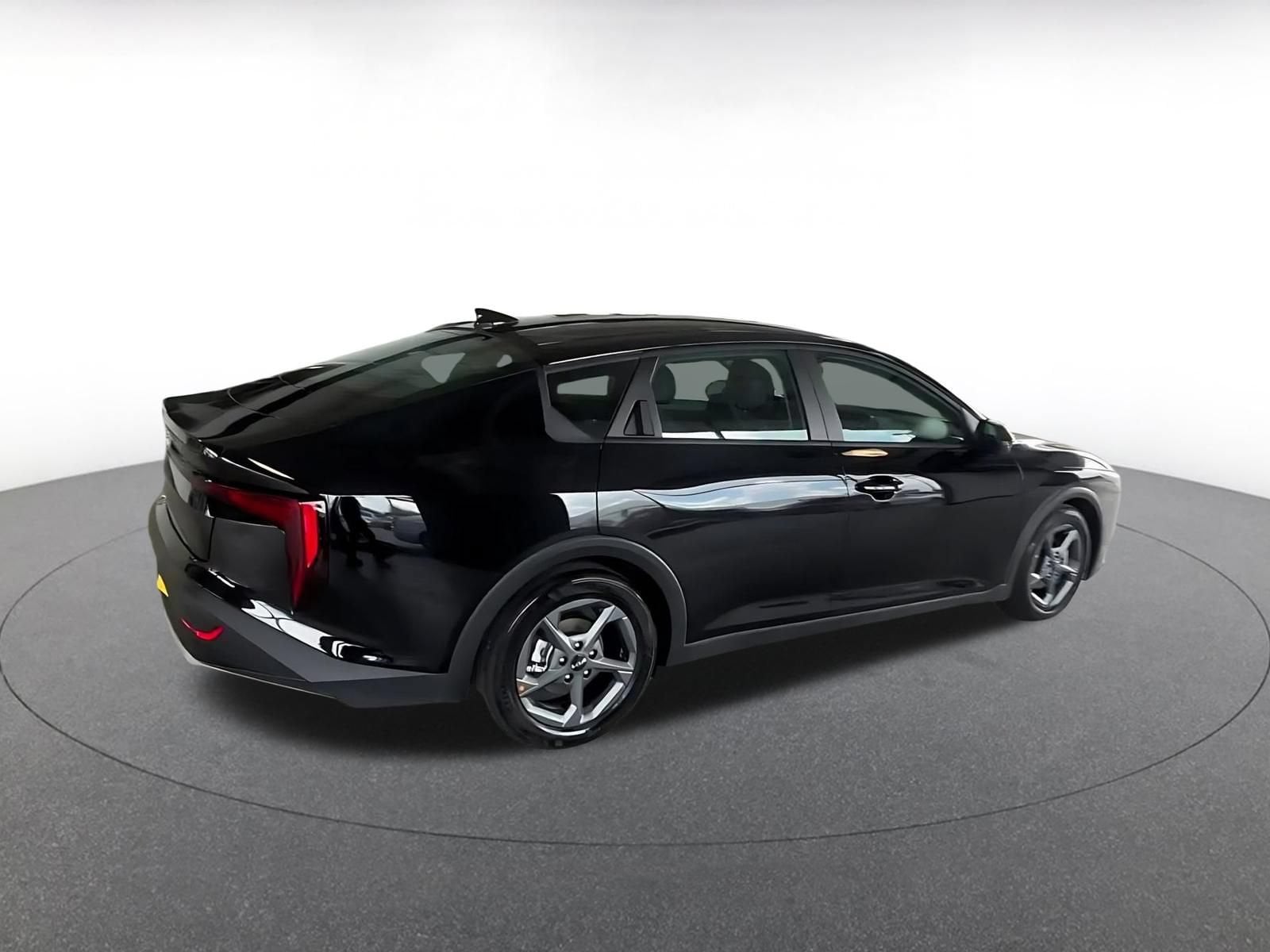 Thumbnail: 2026 Kia K4 - 13