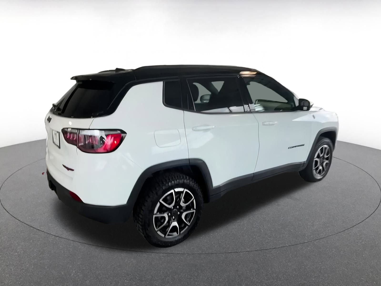 Thumbnail: 2025 Jeep Compass - 15