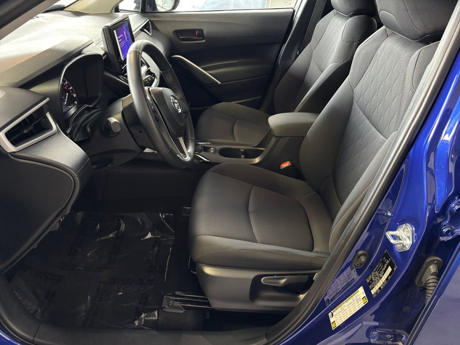 Thumbnail: 2025 Toyota Corolla Cross - 26