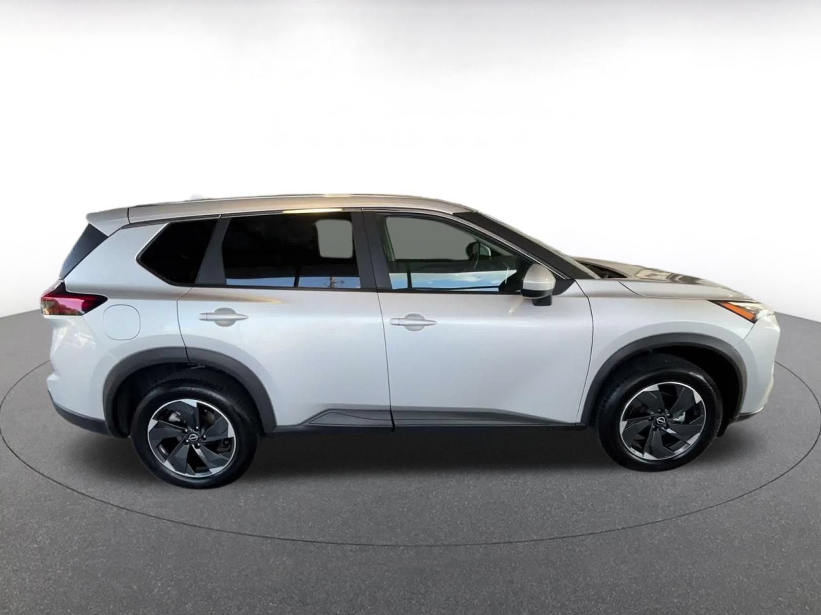 Thumbnail: 2025 Nissan Rogue - 15