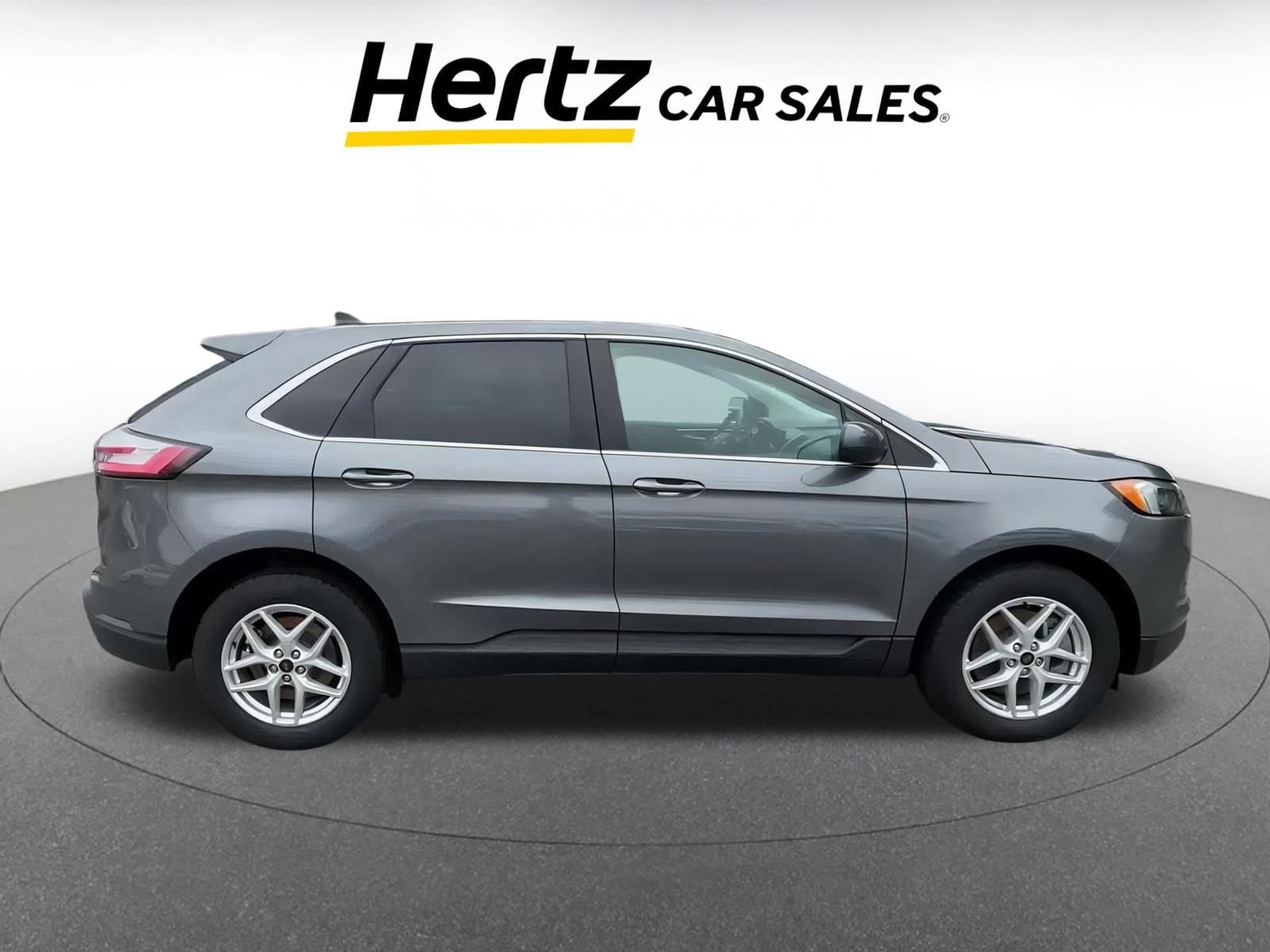 2024 Ford Edge  16