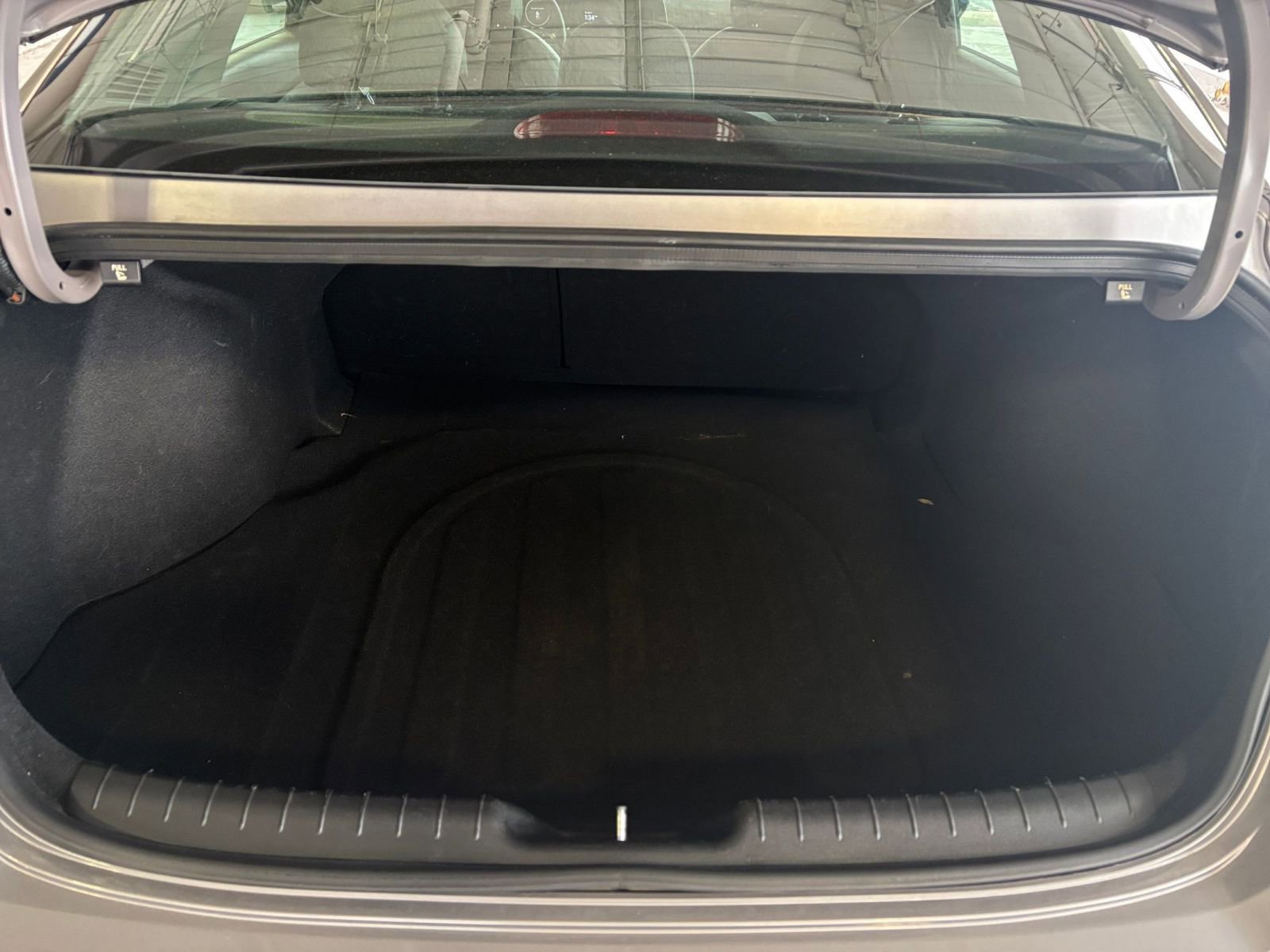 Thumbnail: 2025 Hyundai Elantra - 32