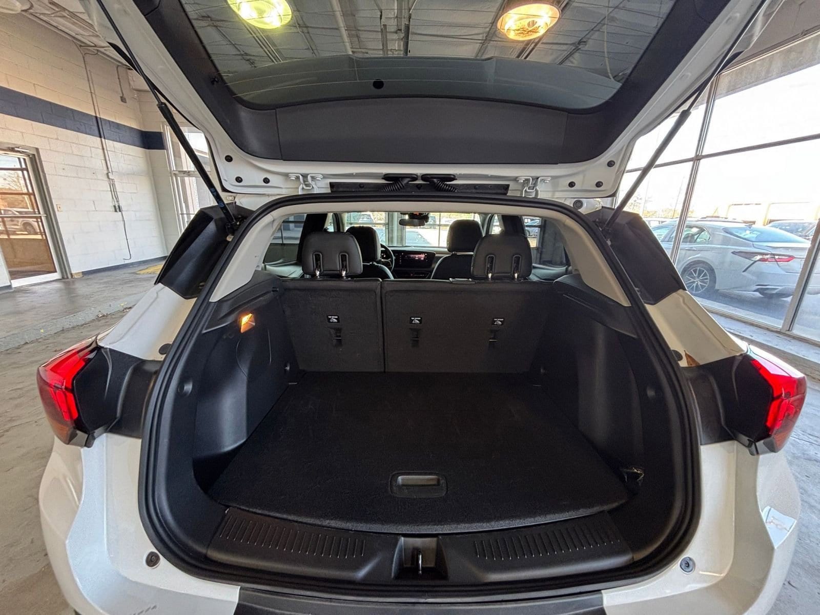 Thumbnail: 2025 Buick Encore GX - 35