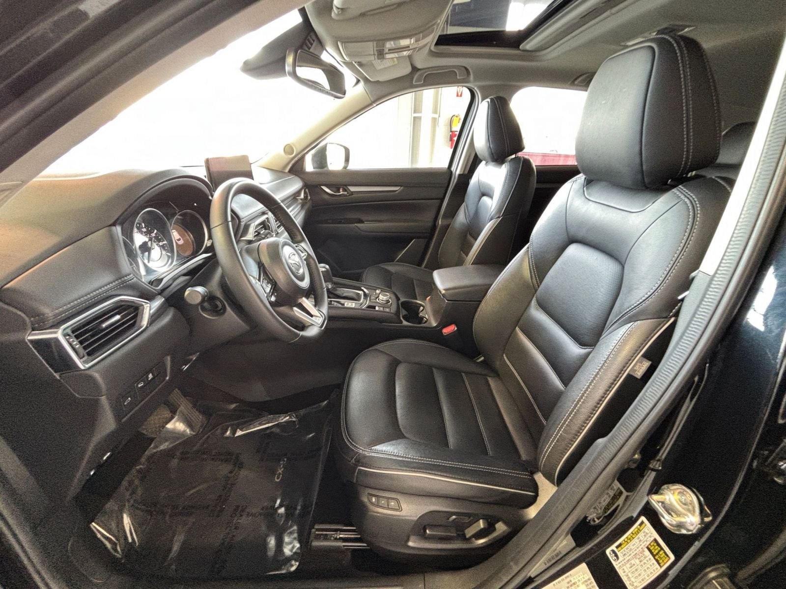 Thumbnail: 2025 Chevrolet Trax - 29