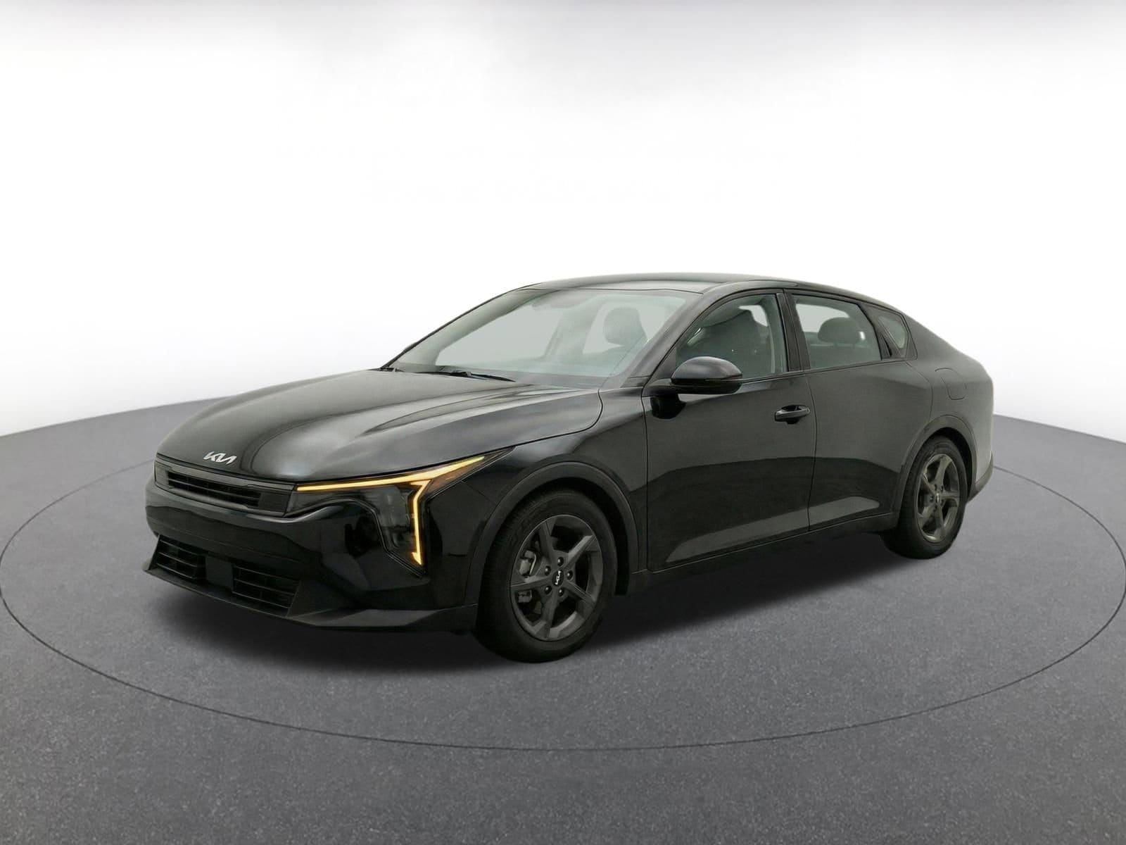 Thumbnail: 2025 Kia K4 - 3