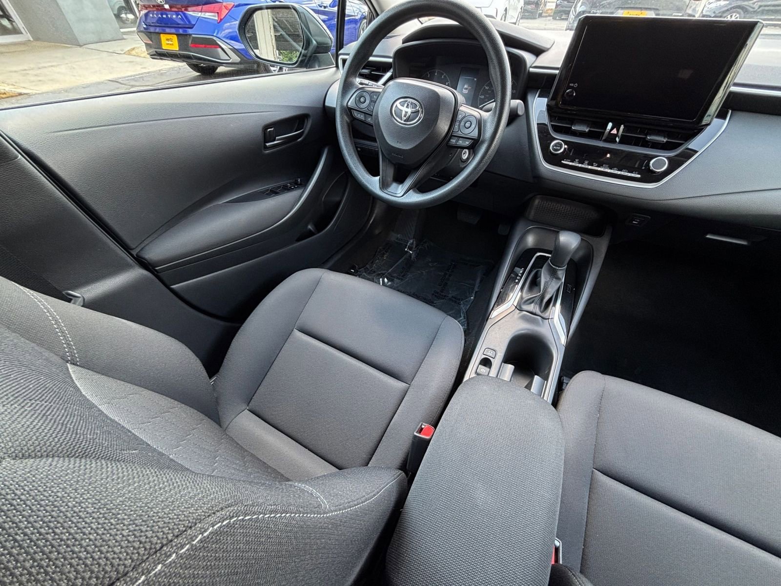 Thumbnail: 2025 Toyota Corolla - 33