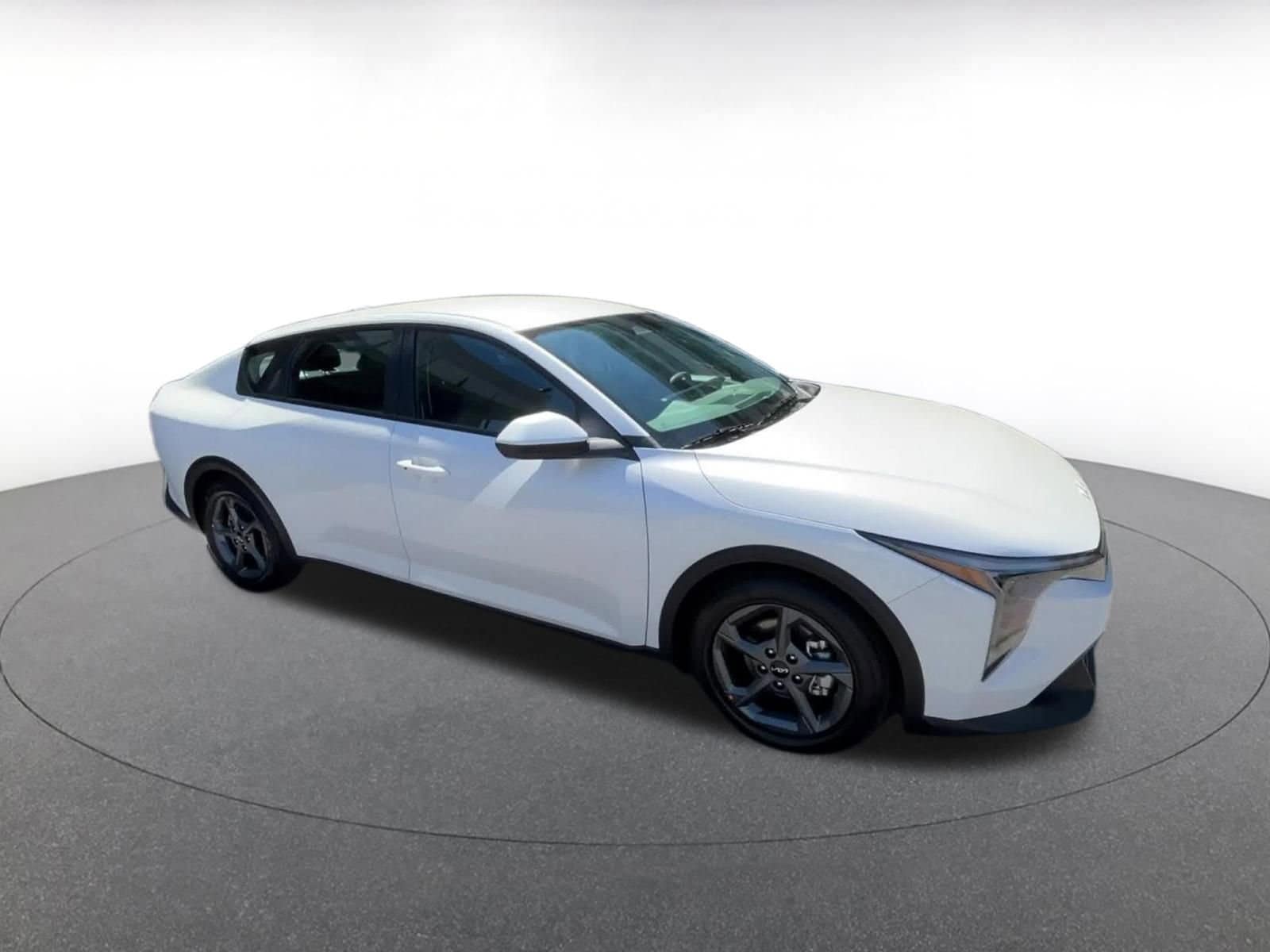 Thumbnail: 2025 Kia K4 - 2