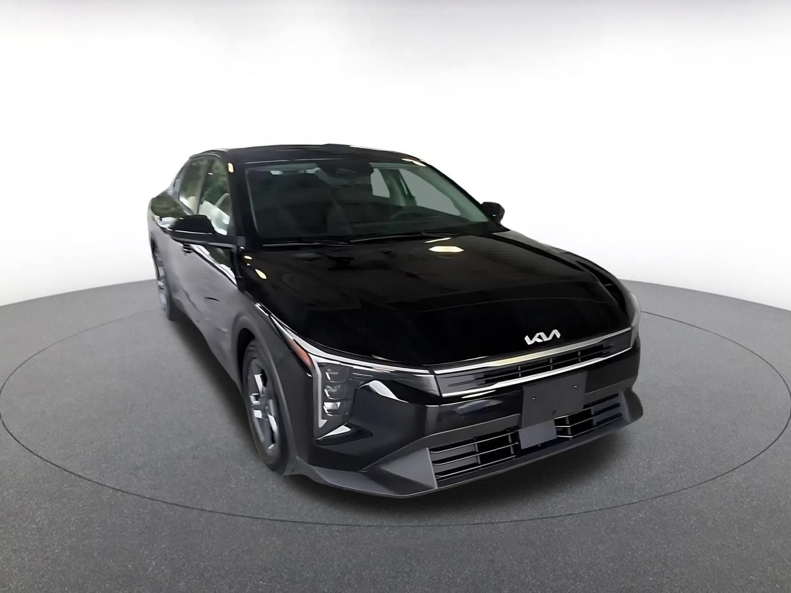 Thumbnail: 2026 Kia K4 - 3