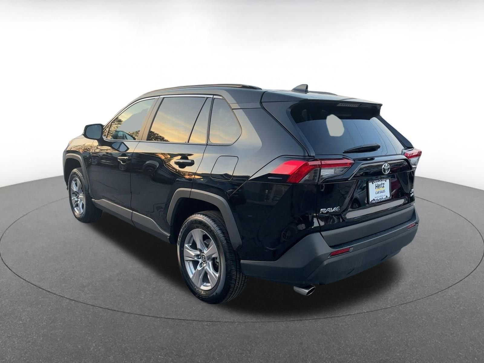 Thumbnail: 2025 Toyota RAV4 - 13