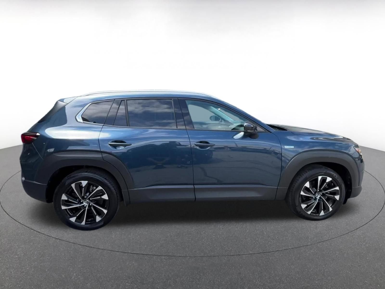 Thumbnail: 2025 Mazda CX-50 - 16
