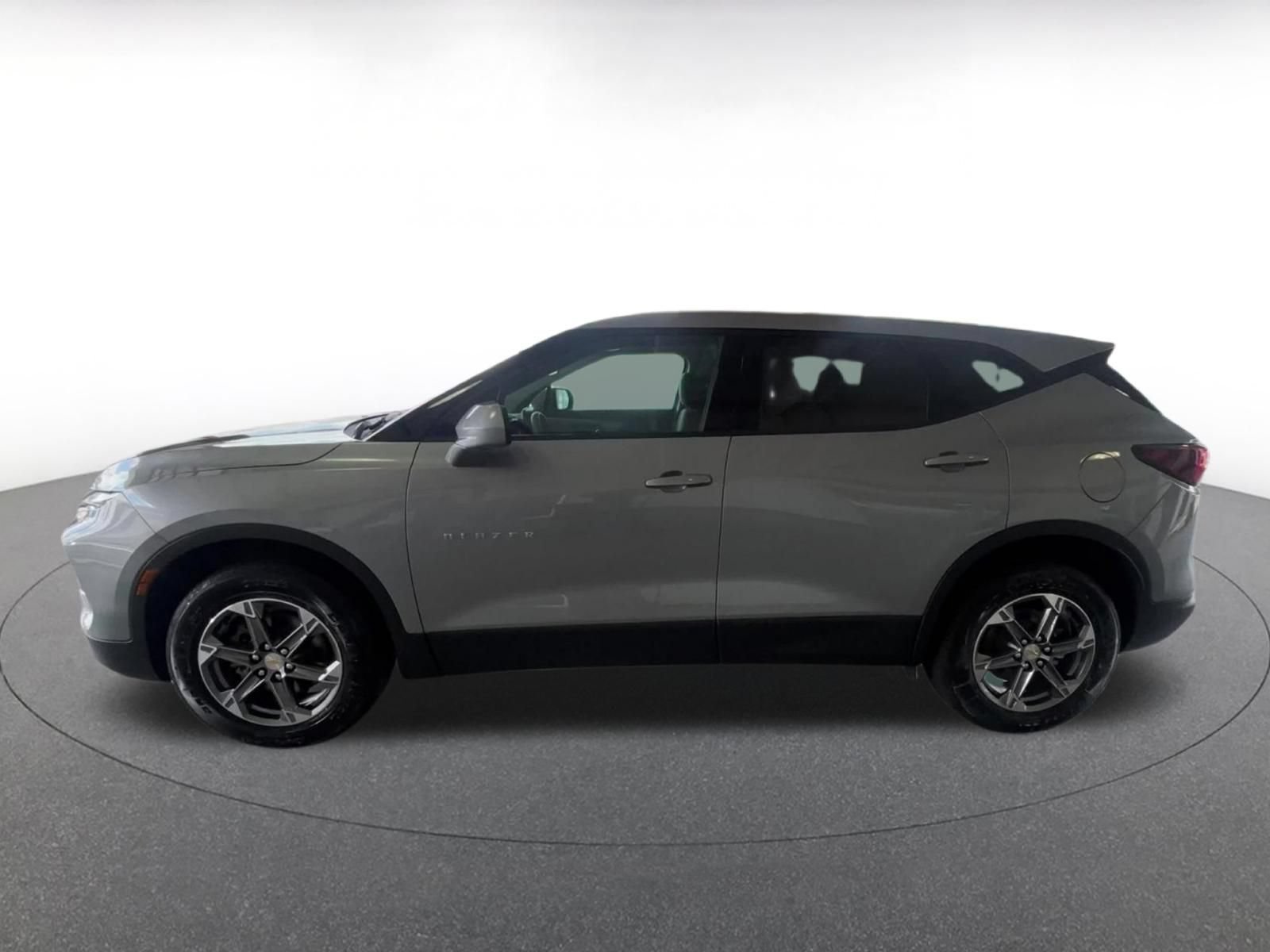 Thumbnail: 2025 Chevrolet Blazer - 8