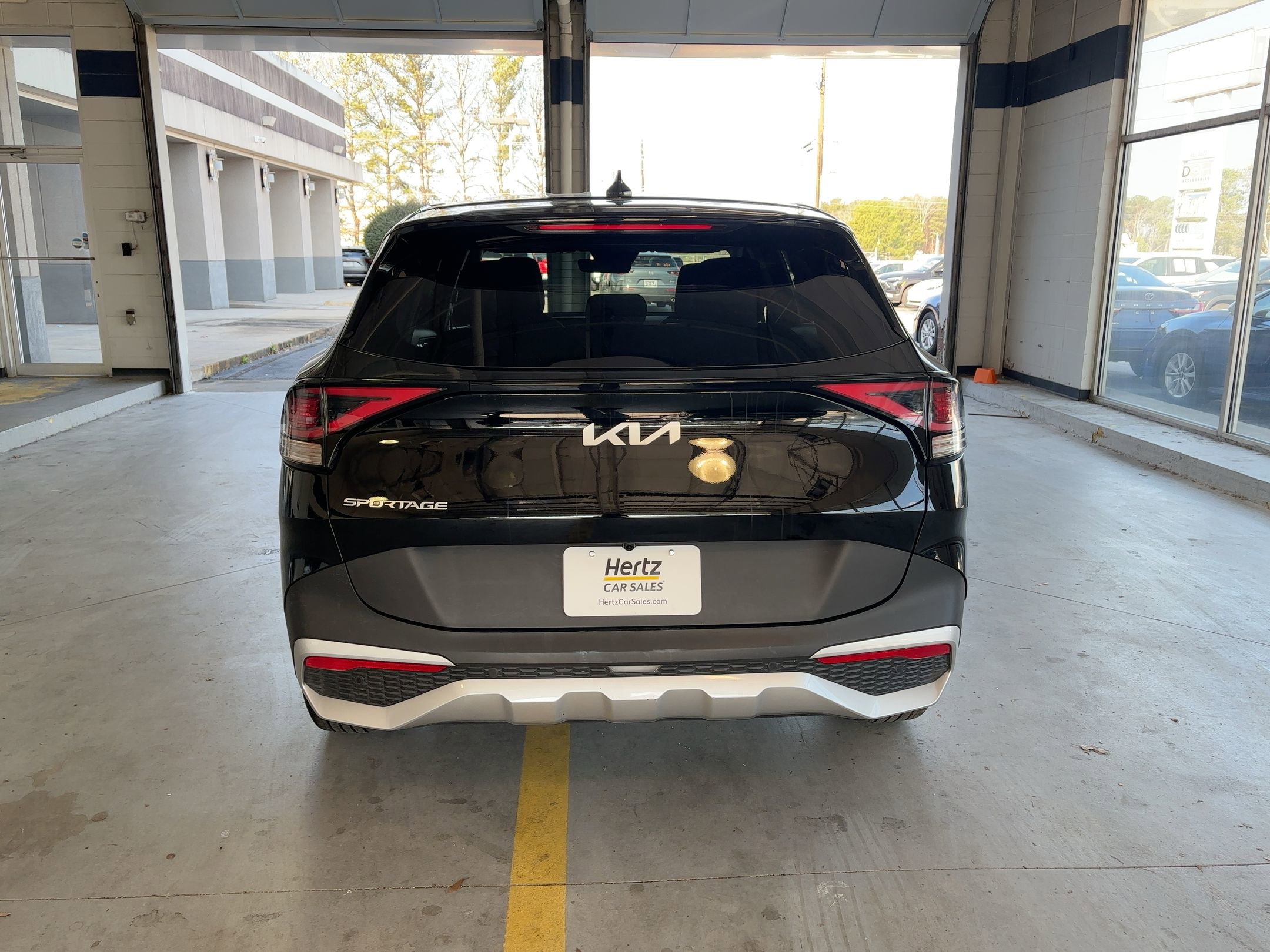 Thumbnail: 2025 Kia Sportage - 11