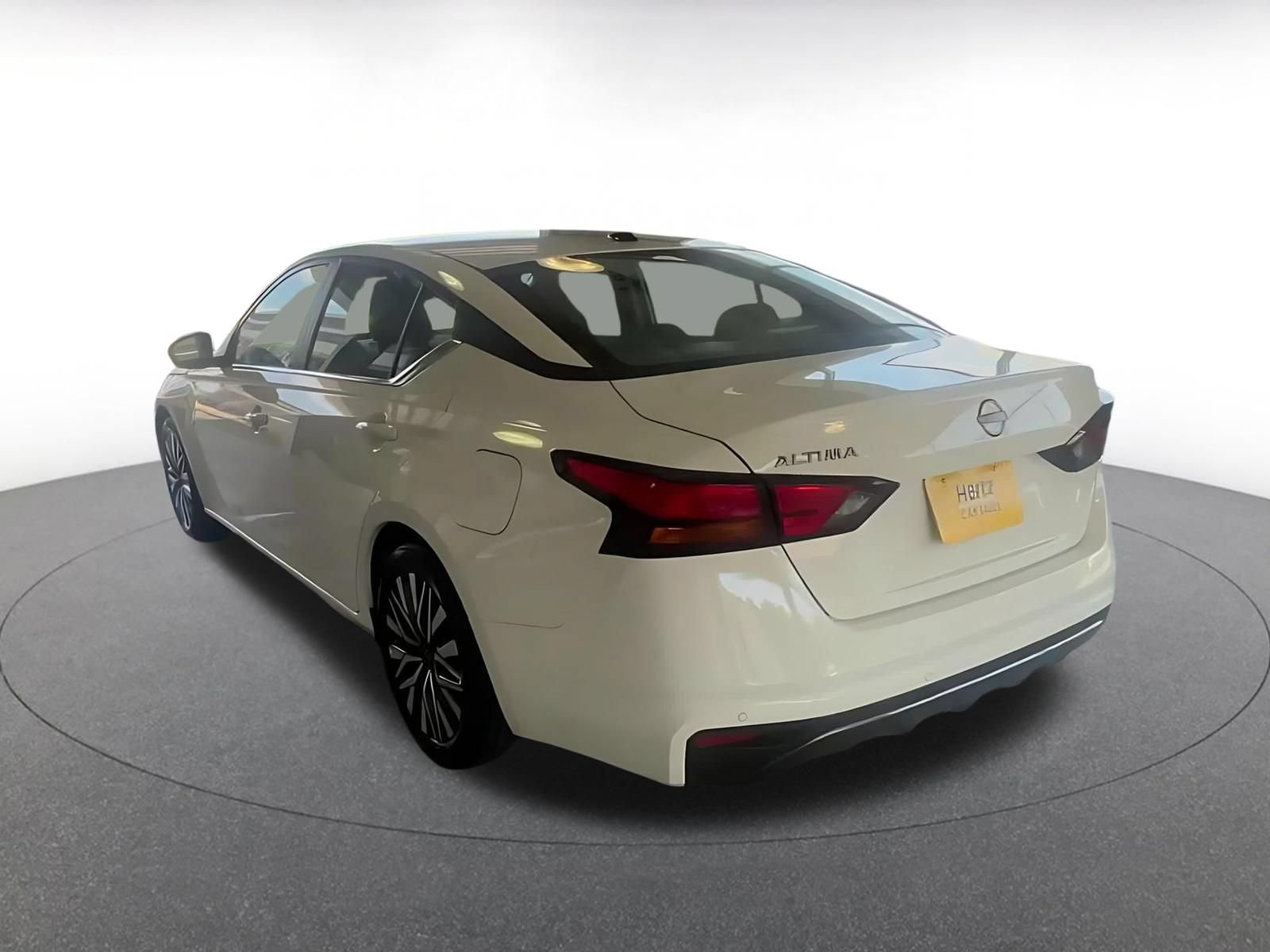 Thumbnail: 2026 Nissan Altima - 11
