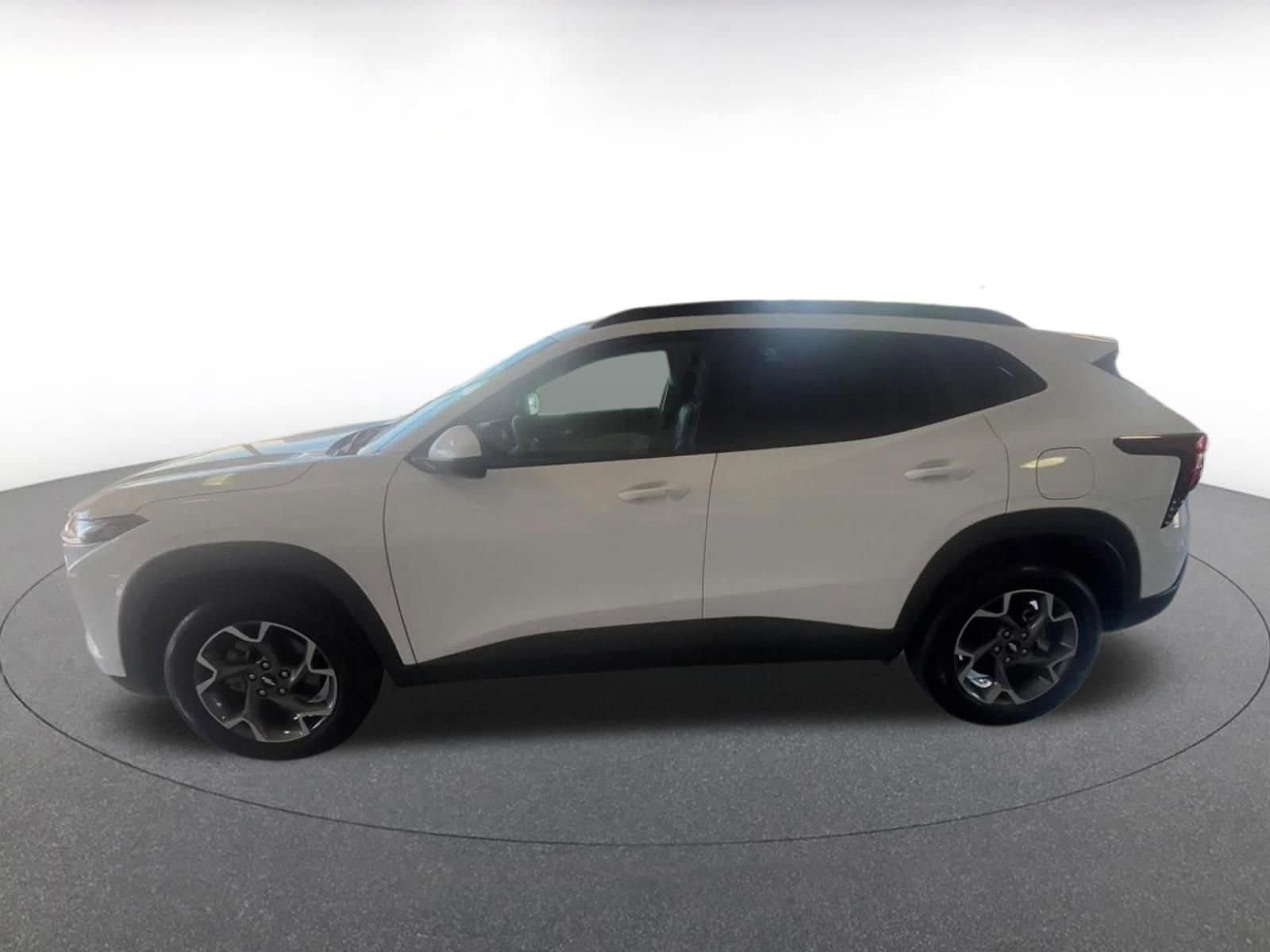 Thumbnail: 2025 Chevrolet Trax - 13