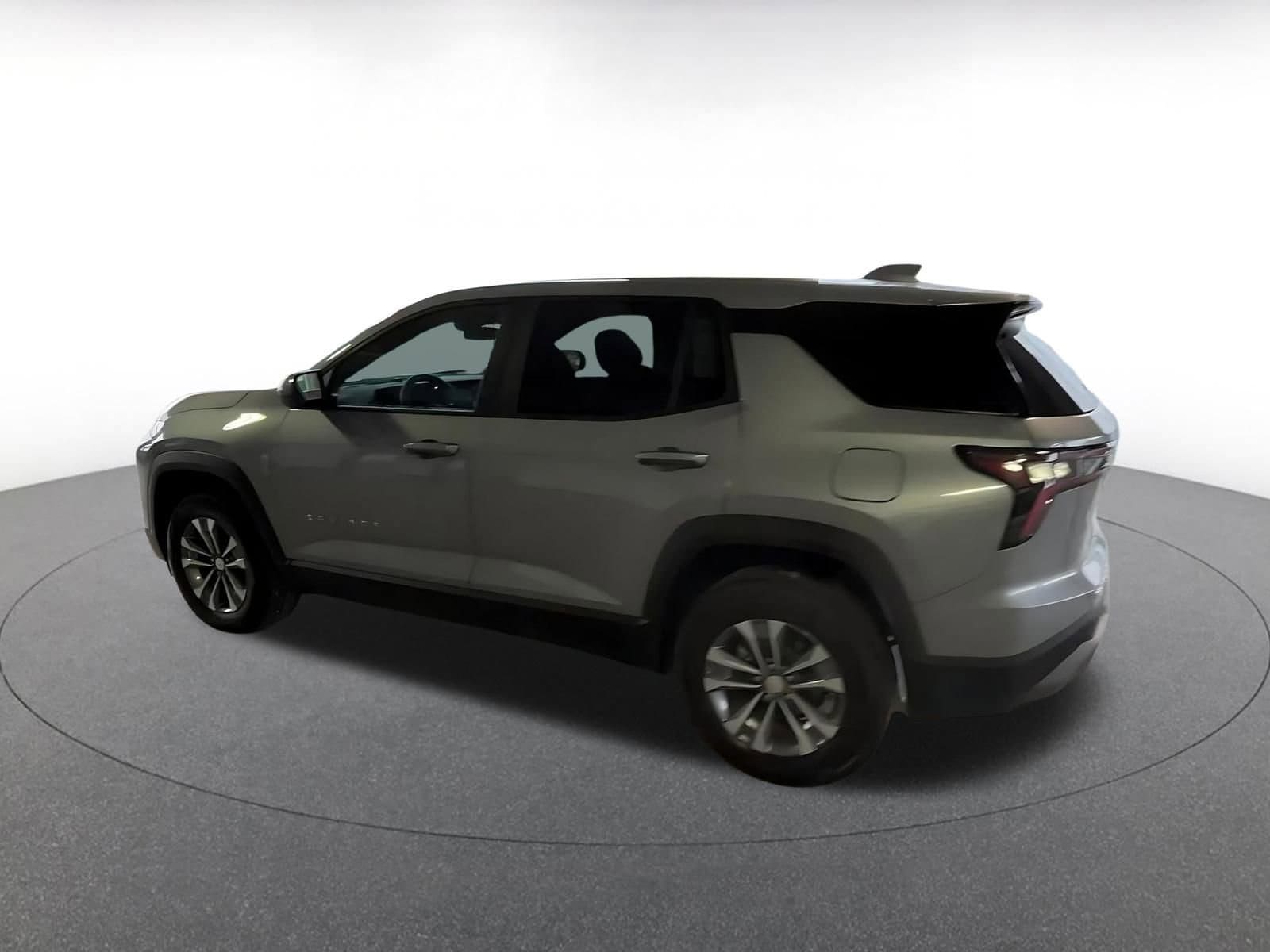 Thumbnail: 2025 Chevrolet Equinox - 11