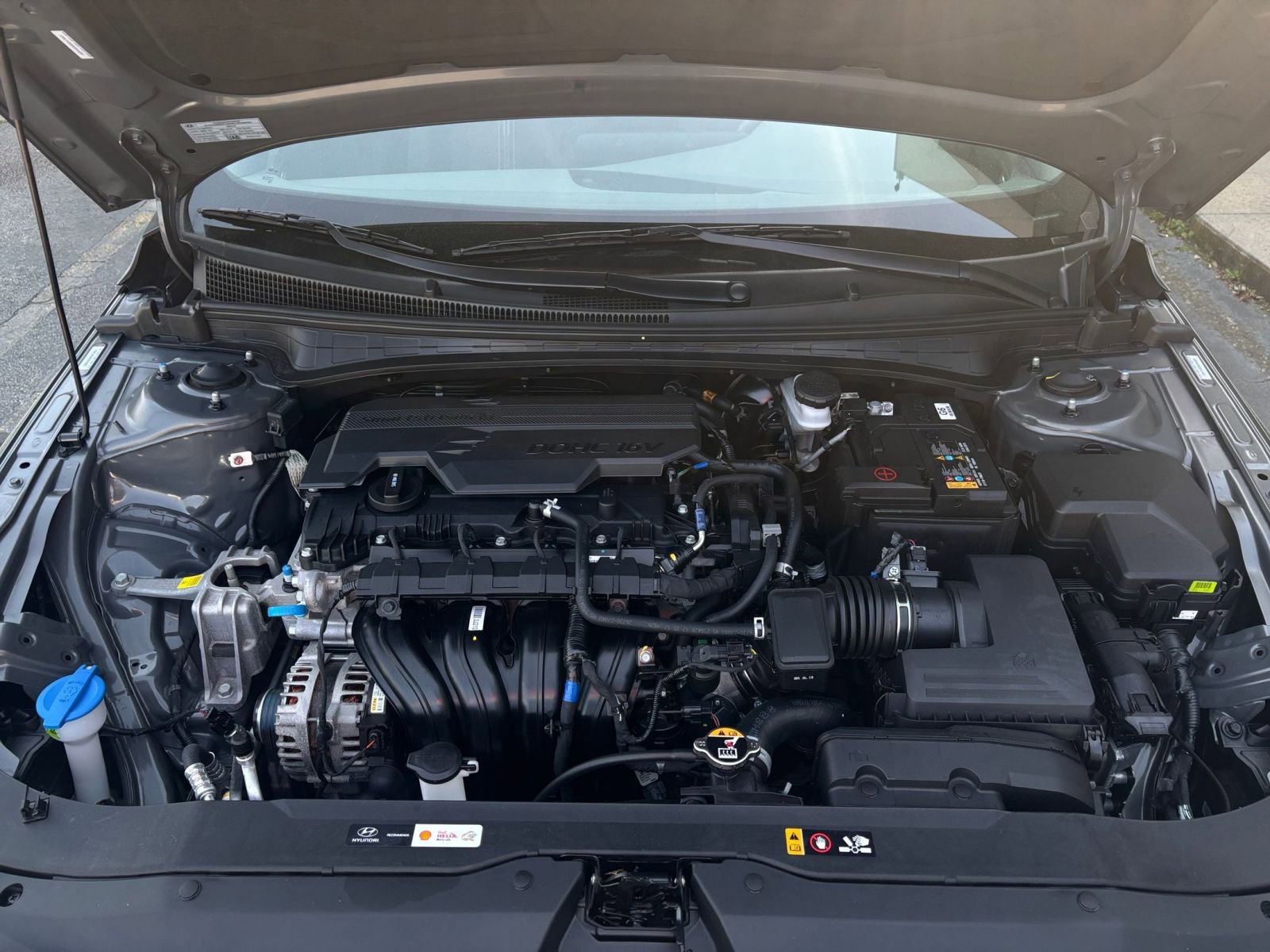 Thumbnail: 2025 Hyundai Elantra - 33