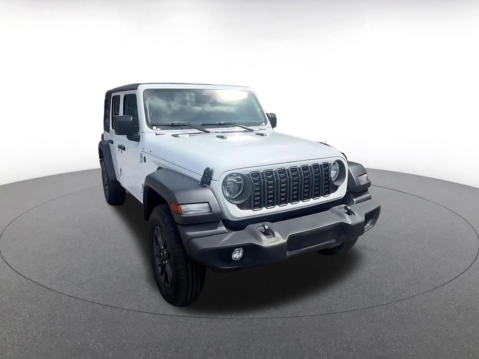 Thumbnail: 2025 Jeep Wrangler - 3