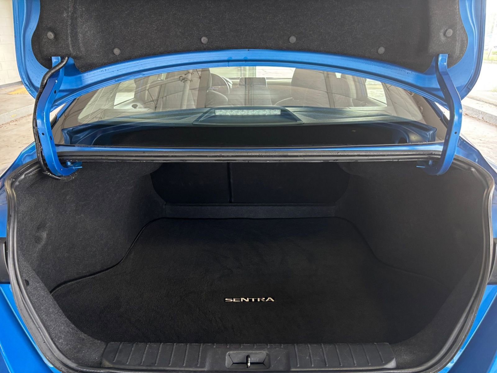 Thumbnail: 2024 Nissan Sentra - 33