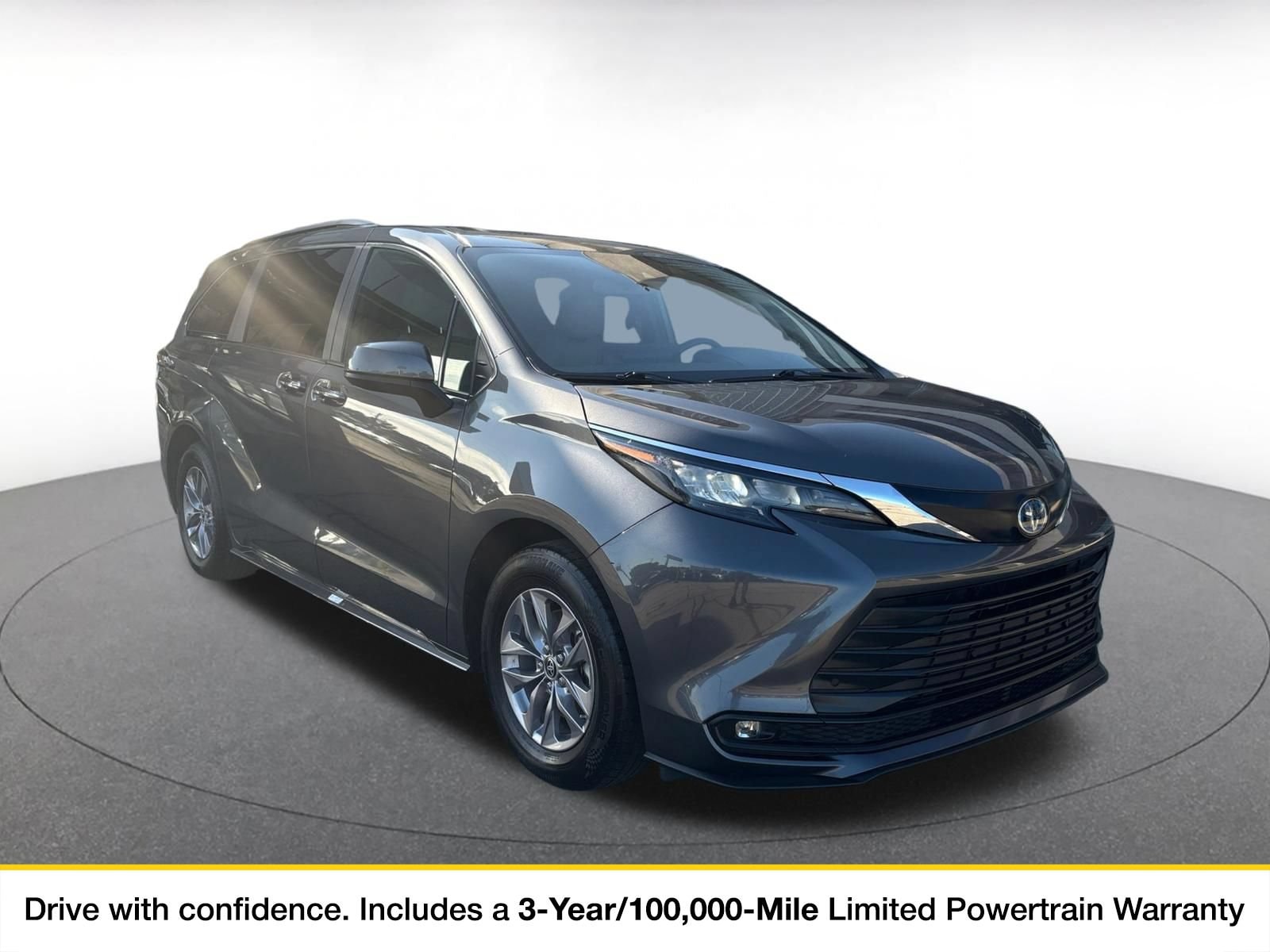 Thumbnail: 2025 Toyota Sienna - 1