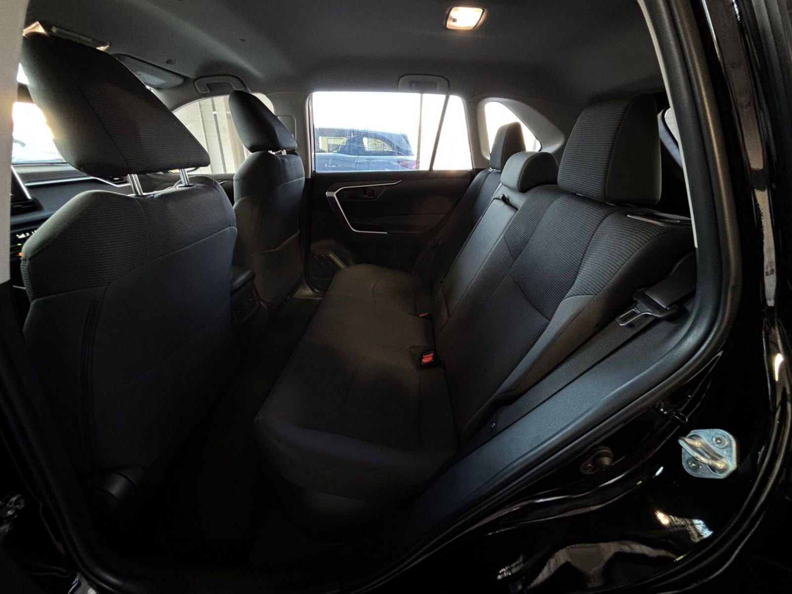 Thumbnail: 2025 Toyota RAV4 - 30