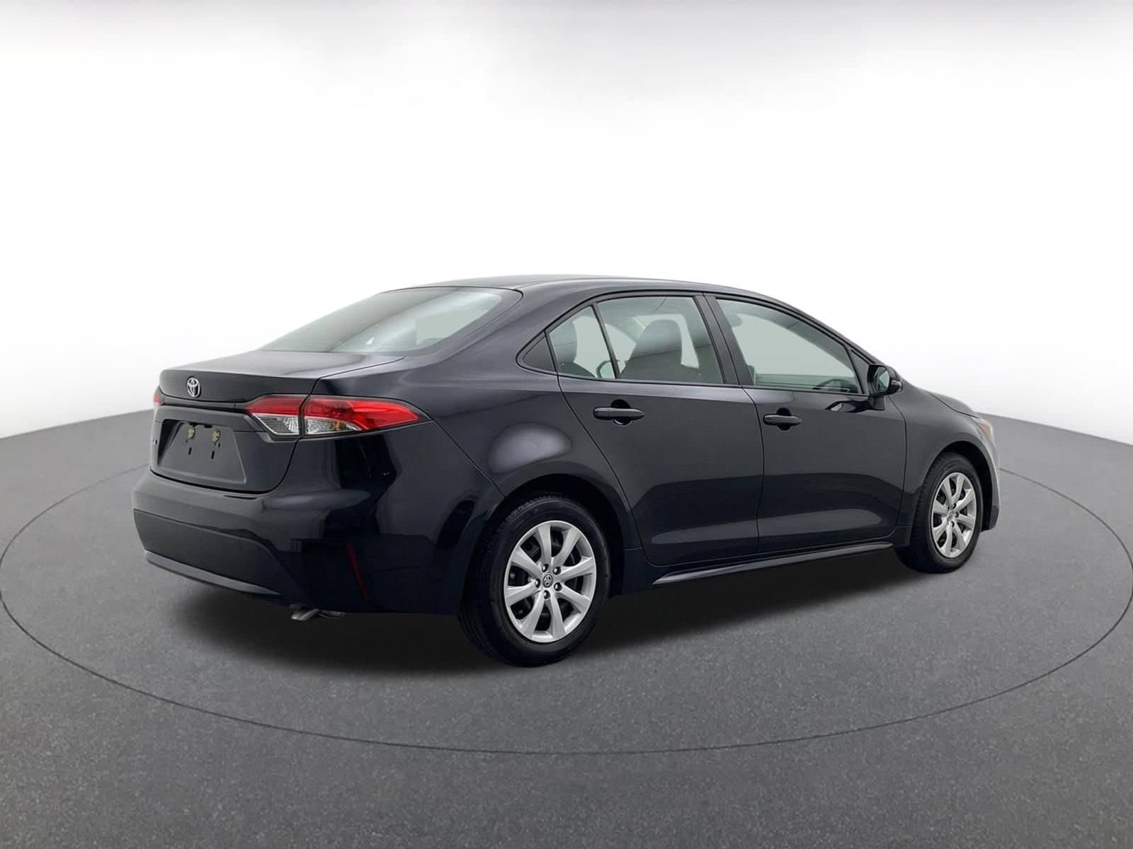 Thumbnail: 2025 Toyota Corolla - 7