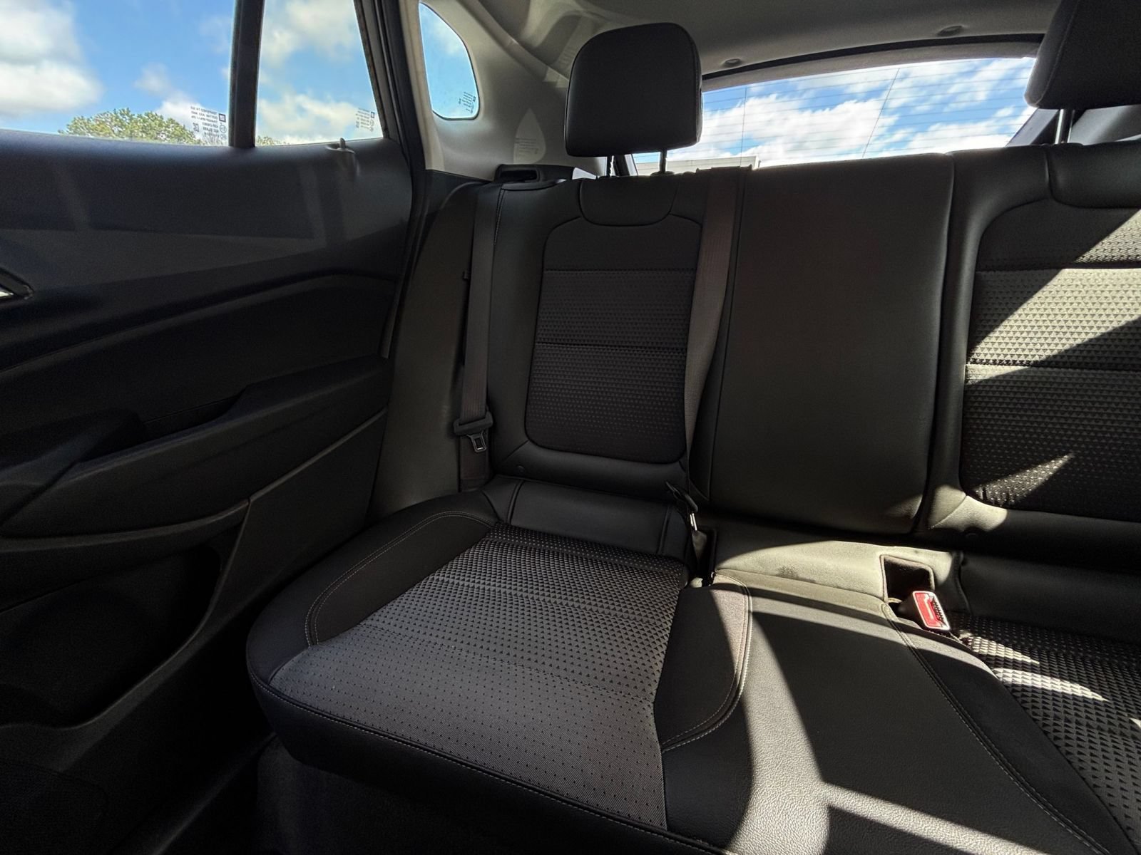 Thumbnail: 2025 Chevrolet Trax - 34