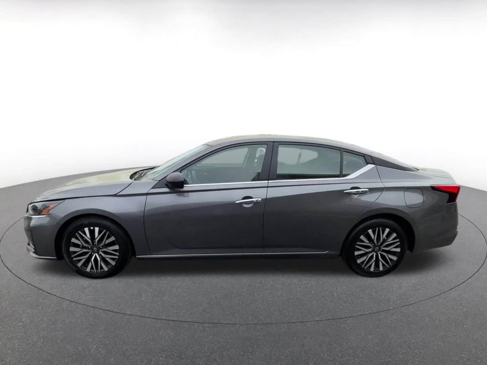 Thumbnail: 2025 Nissan Altima - 13