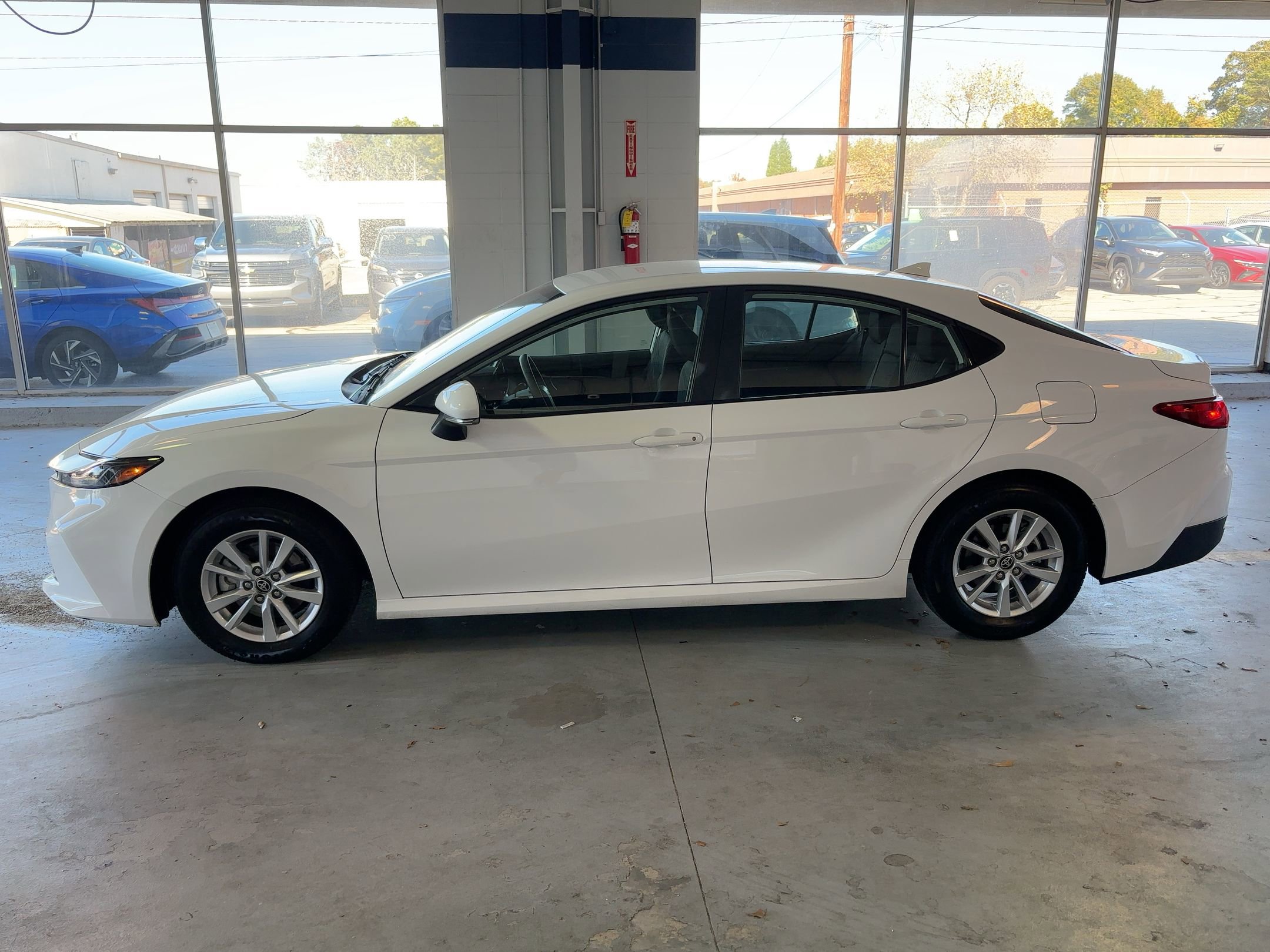 Thumbnail: 2025 Toyota Camry - 6