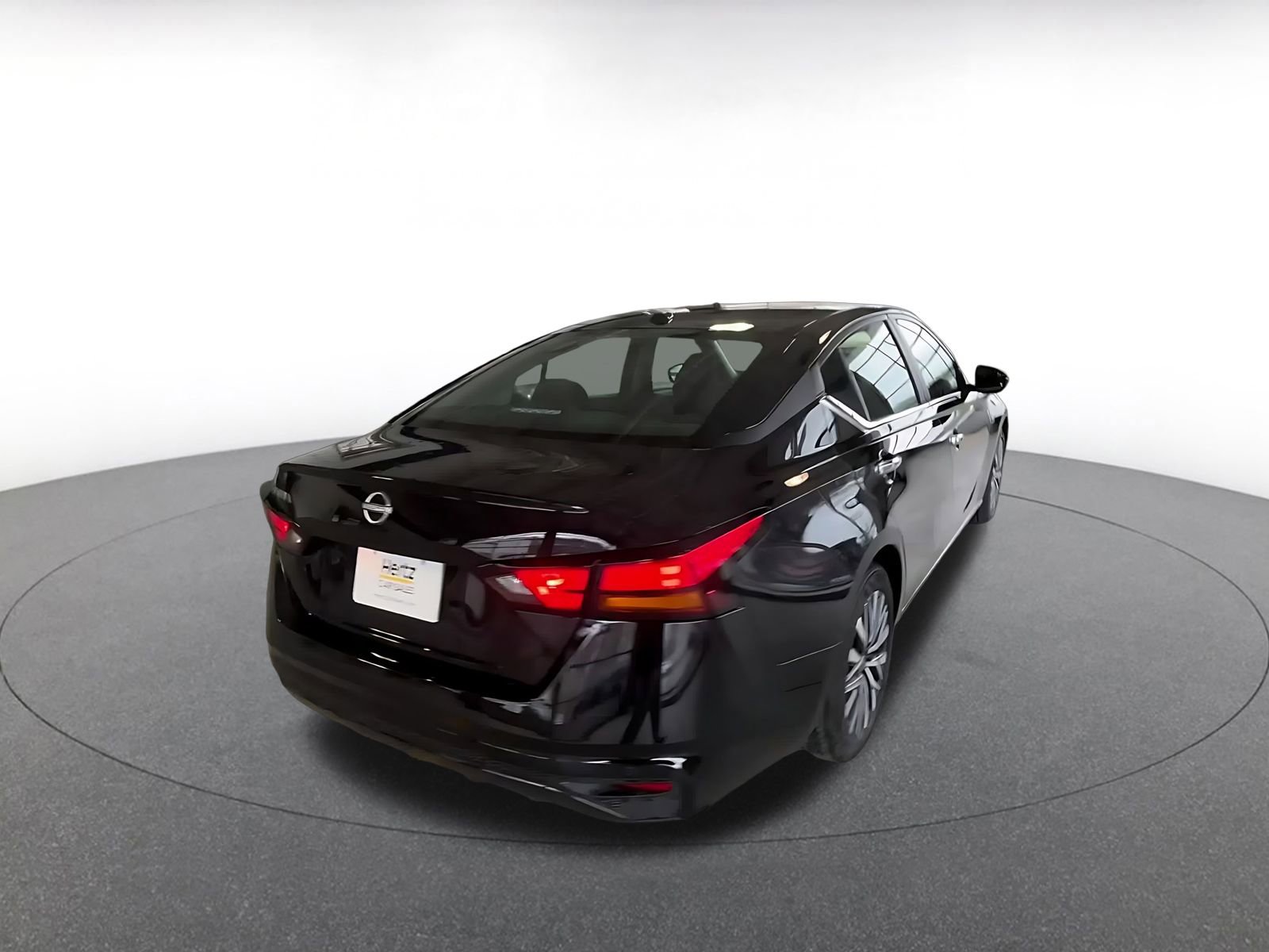 Thumbnail: 2025 Nissan Altima - 12